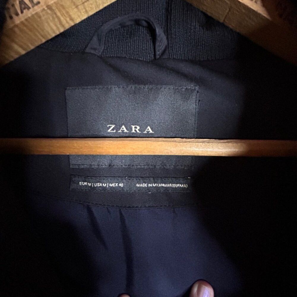 Zara Men’s Black Puffer Coat in Brand New Condition from Zara Si Size US M / EU 48-50 / 2 - 9 Thumbnail