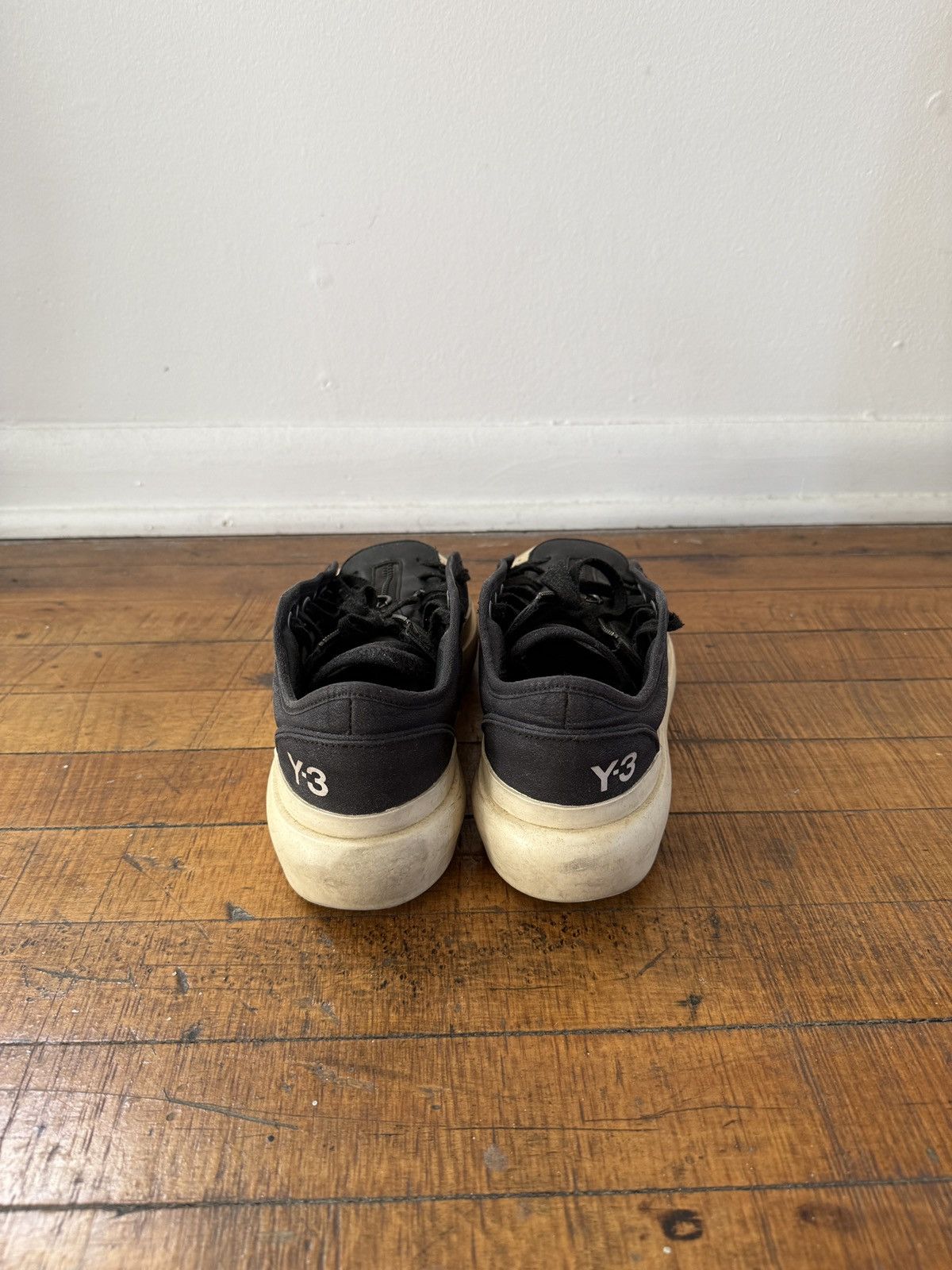 Y-3 Y-3 Classic Court Low V1 Size US 7 / EU 40 - 5 Thumbnail