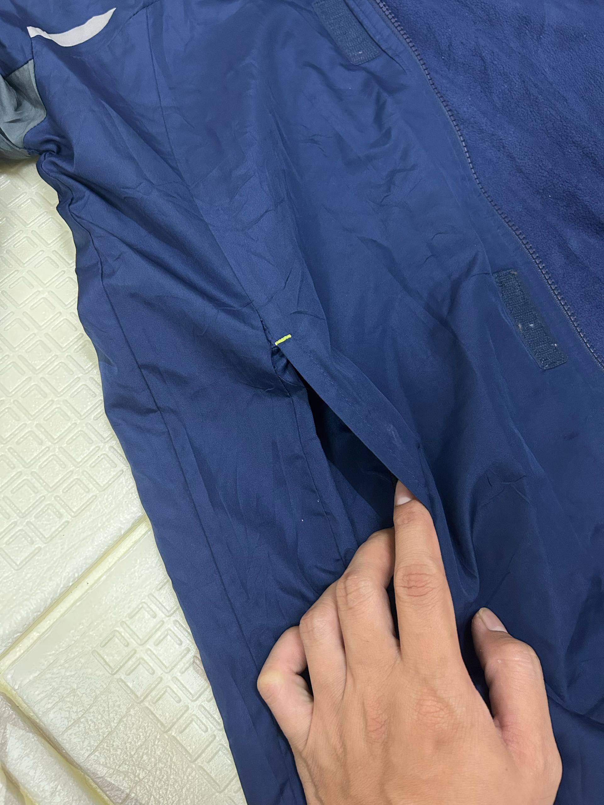 Champion Rare Vintage Champion Windbreaker Size US M / EU 48-50 / 2 - 9 Thumbnail
