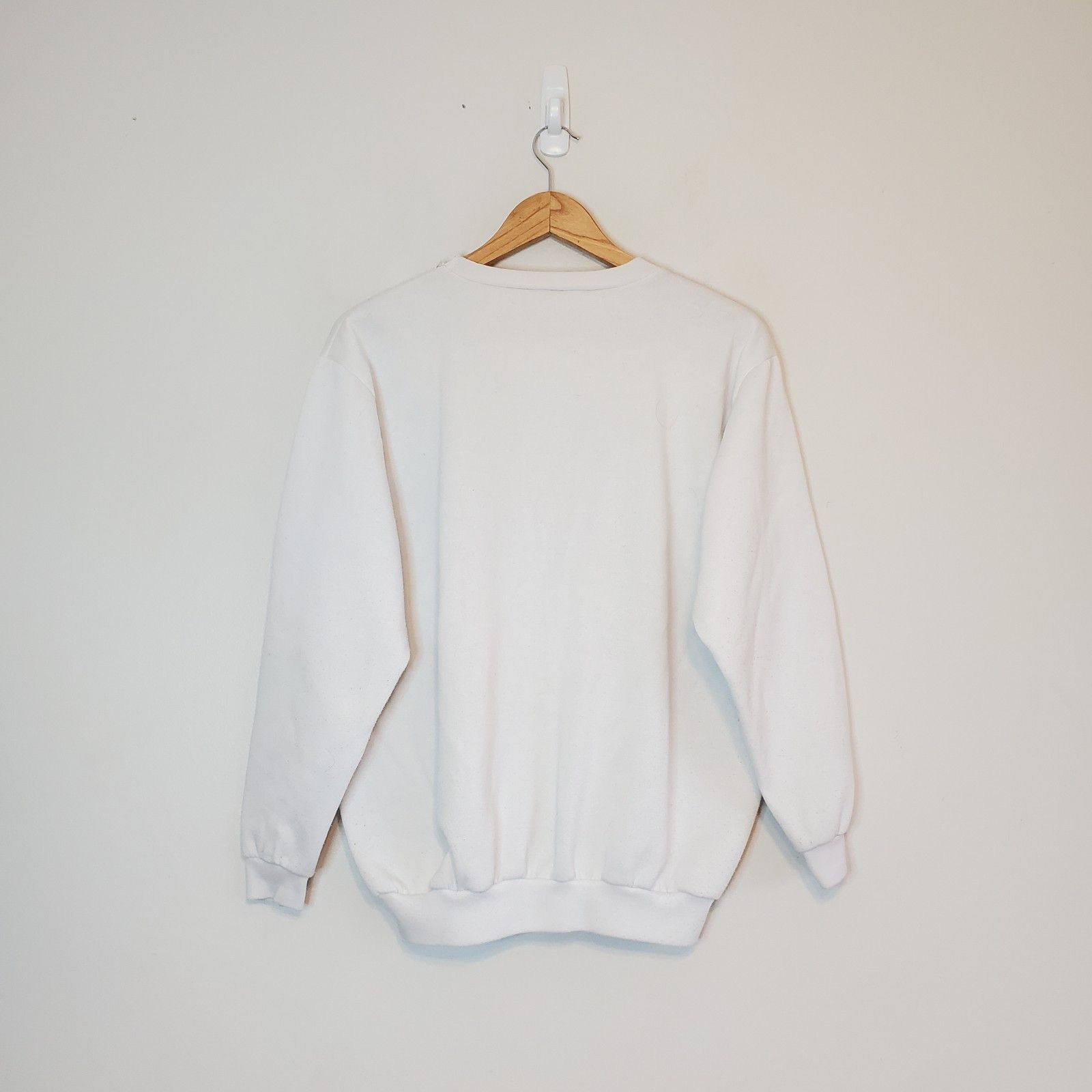 Vintage Vintage 90s Koala Australia Nature Crewneck White Size M Size US M / EU 48-50 / 2 - 3 Thumbnail