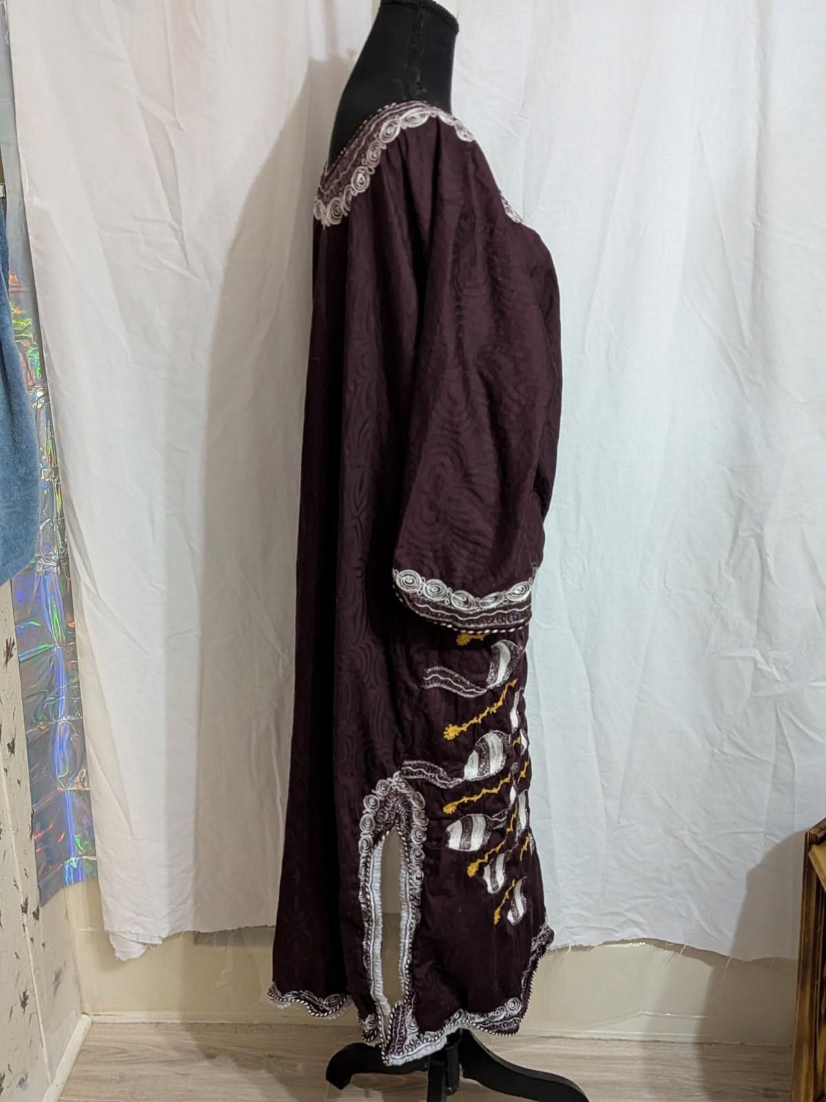 Handmade VTG Handmade Brown Tribal Embroidered Moo Moo Dress 3XL Size 3XL / US 20-22 - 6 Thumbnail