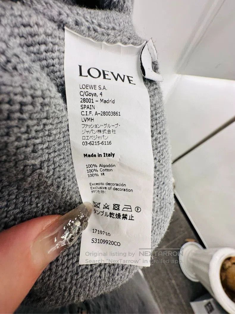 Loewe LOEWE Logo Round Neck Sweater. Size US S / EU 44-46 / 1 - 5 Thumbnail