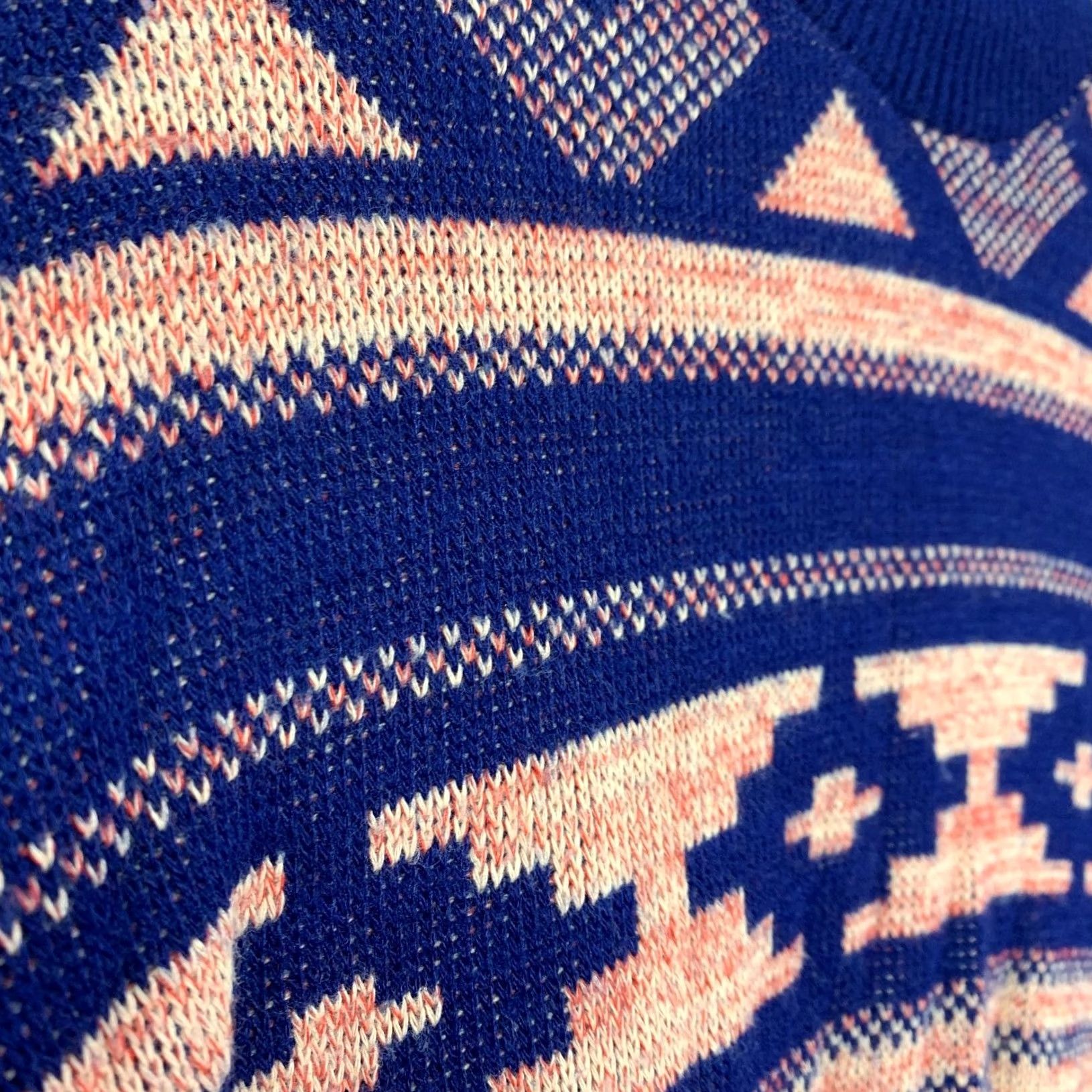 Vintage VINTAGE Men's Southwestern Sweater Navy Blue Peach Mock Neck Large Indie Sleaze Sweater Size US L / EU 52-54 / 3 - 3 Thumbnail