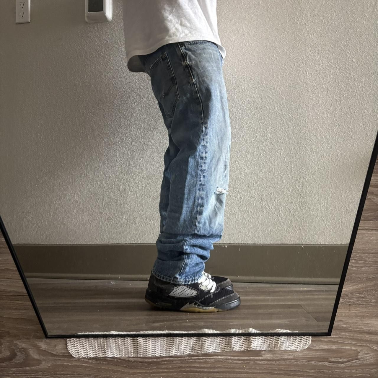 Vintage Crazy Vintage Y2K/2000s Grunge Faded Distressed Denim Jeans! 33x31 Size US 33 - 2 Thumbnail