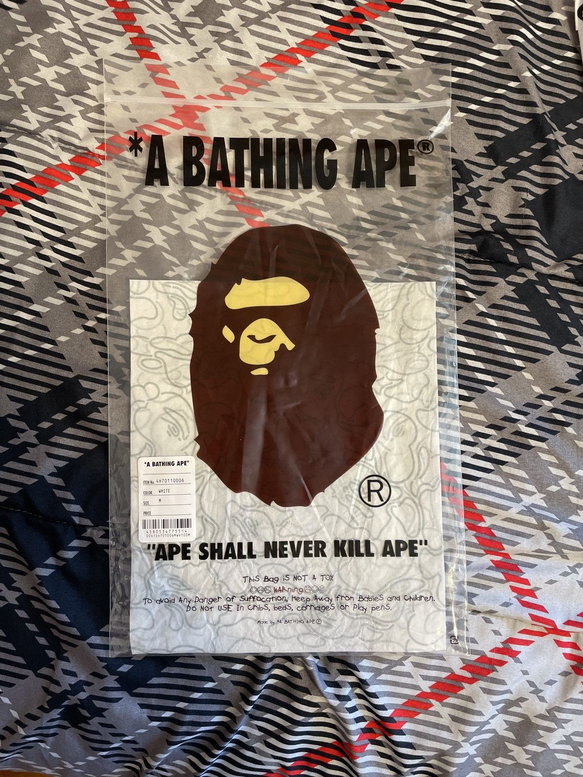 Bape A Bathing Ape T Shirt White Medium BAPE Size US M / EU 48-50 / 2 - 7 Thumbnail