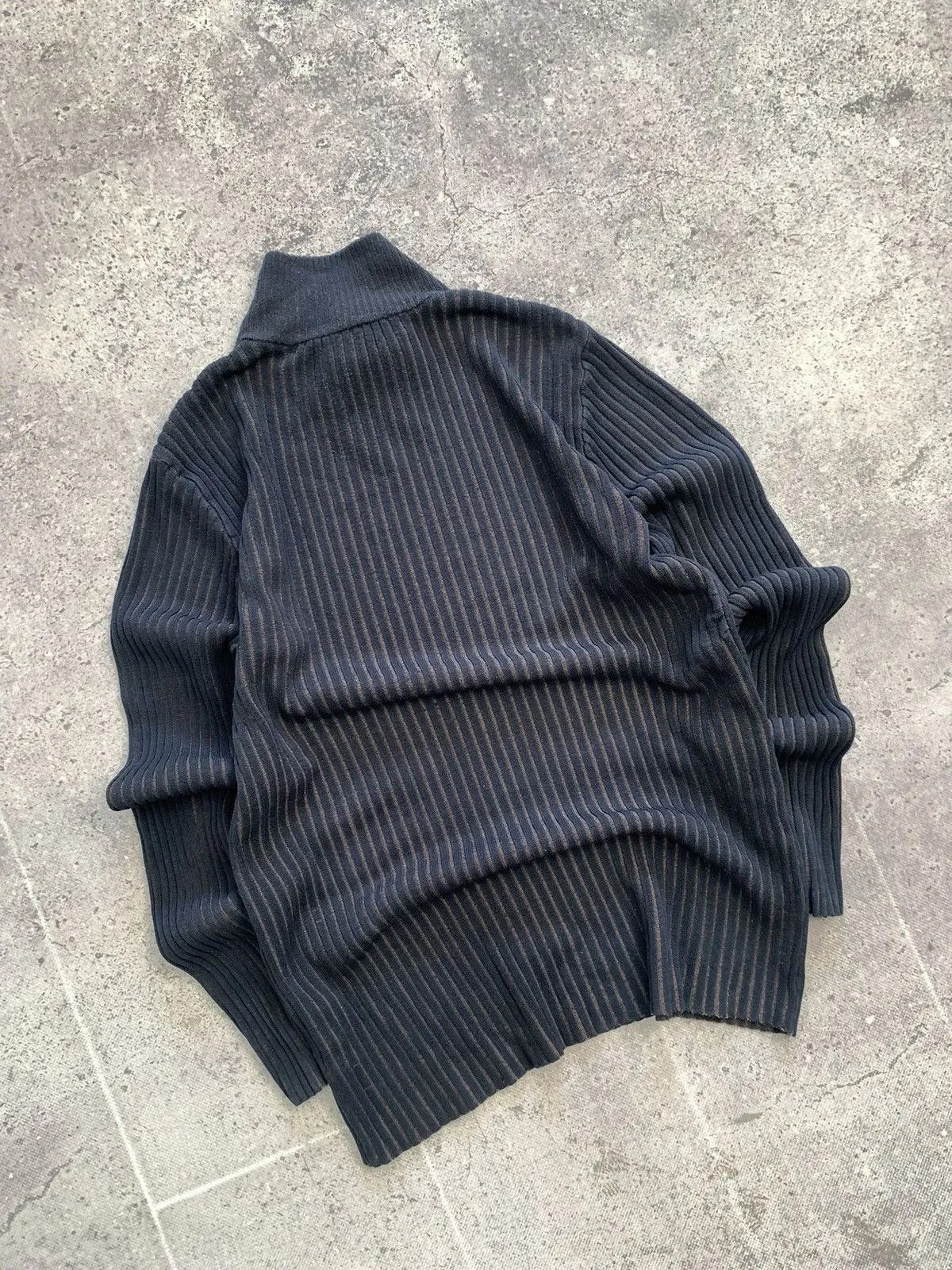 Japanese Brand Vintage Y2K Distressed Striped Sweater Faded knit Y2K Effect Size US M / EU 48-50 / 2 - 14 Thumbnail
