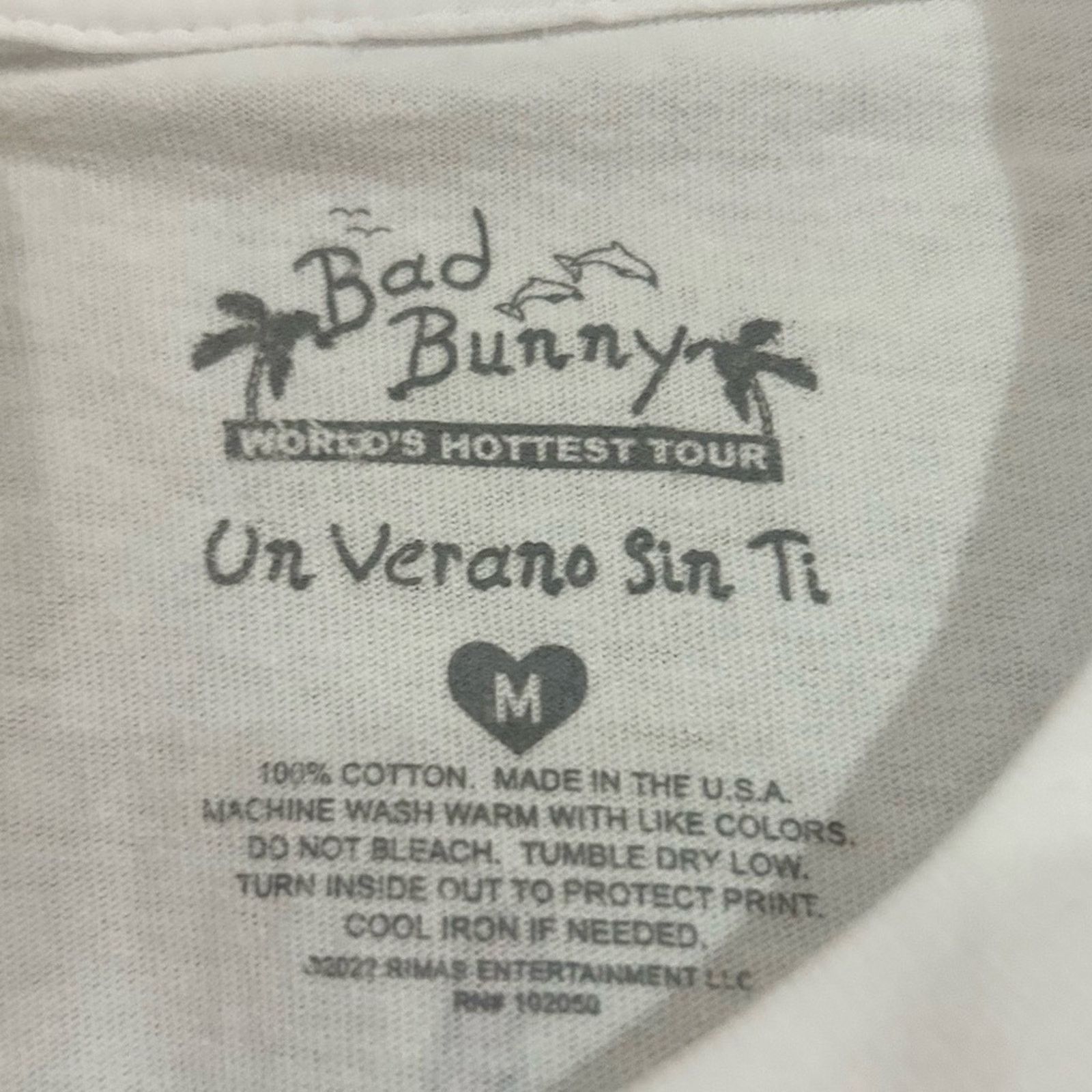 Other Bad Bunny 2022 World’s Hottest Tour Shirt Size US M / EU 48-50 / 2 - 5 Thumbnail