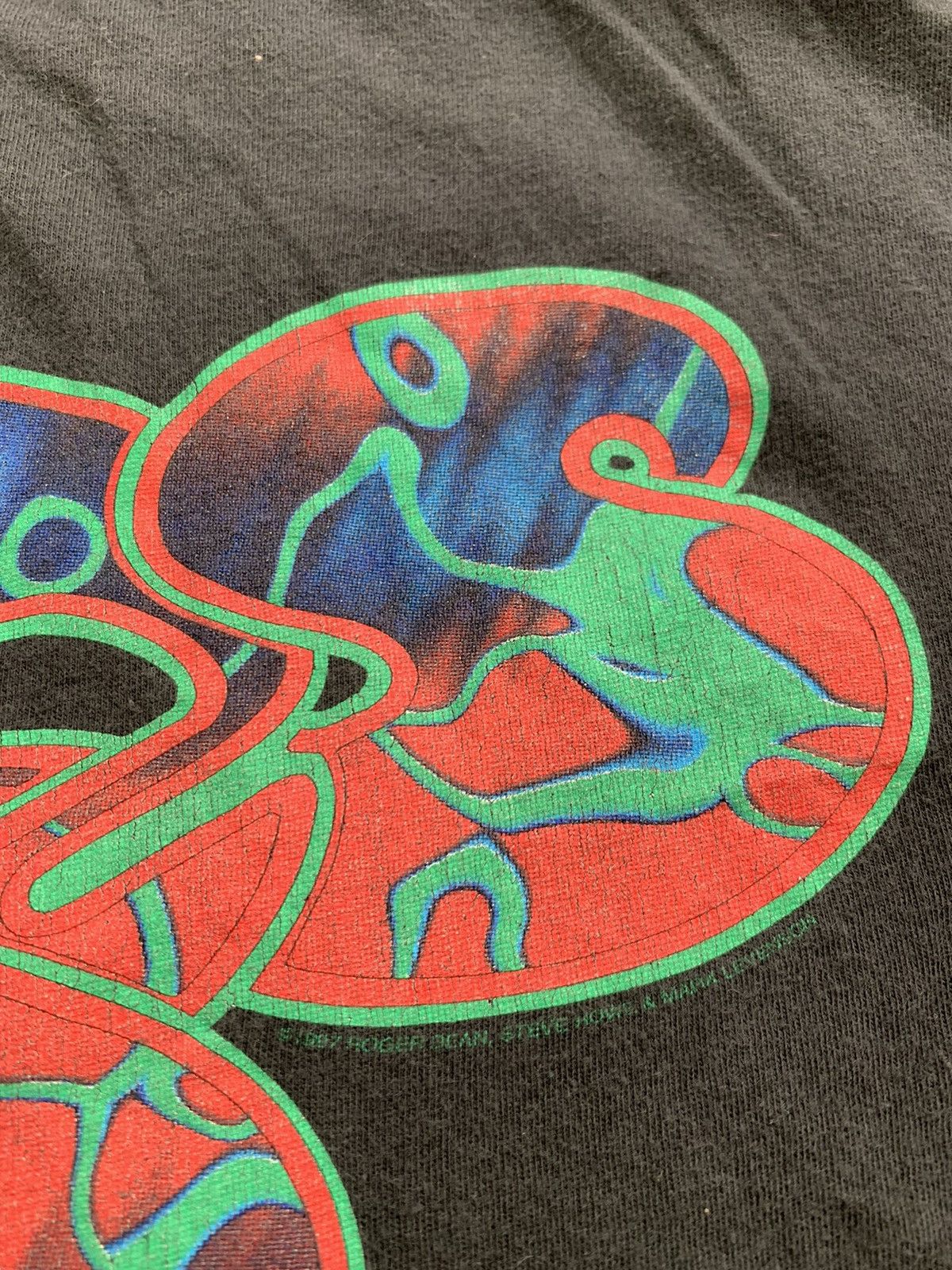 Band Tees Vintage 1997 Yes Europe Tour Faded Tee Boxy Fit Size US L / EU 52-54 / 3 - 4 Thumbnail