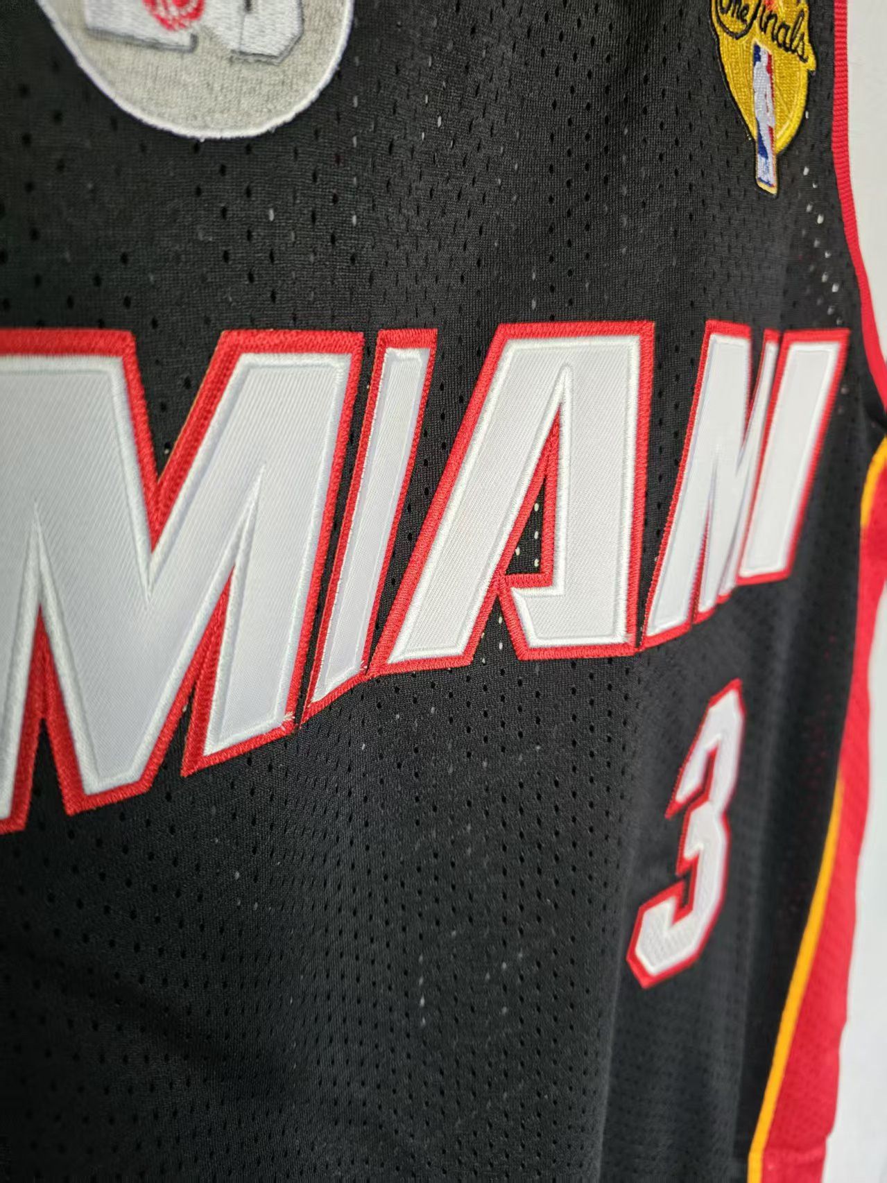 NBA Miami Heat #3 Dwyane Wade Jersey Double Stitched Size US M / EU 48-50 / 2 - 3 Thumbnail