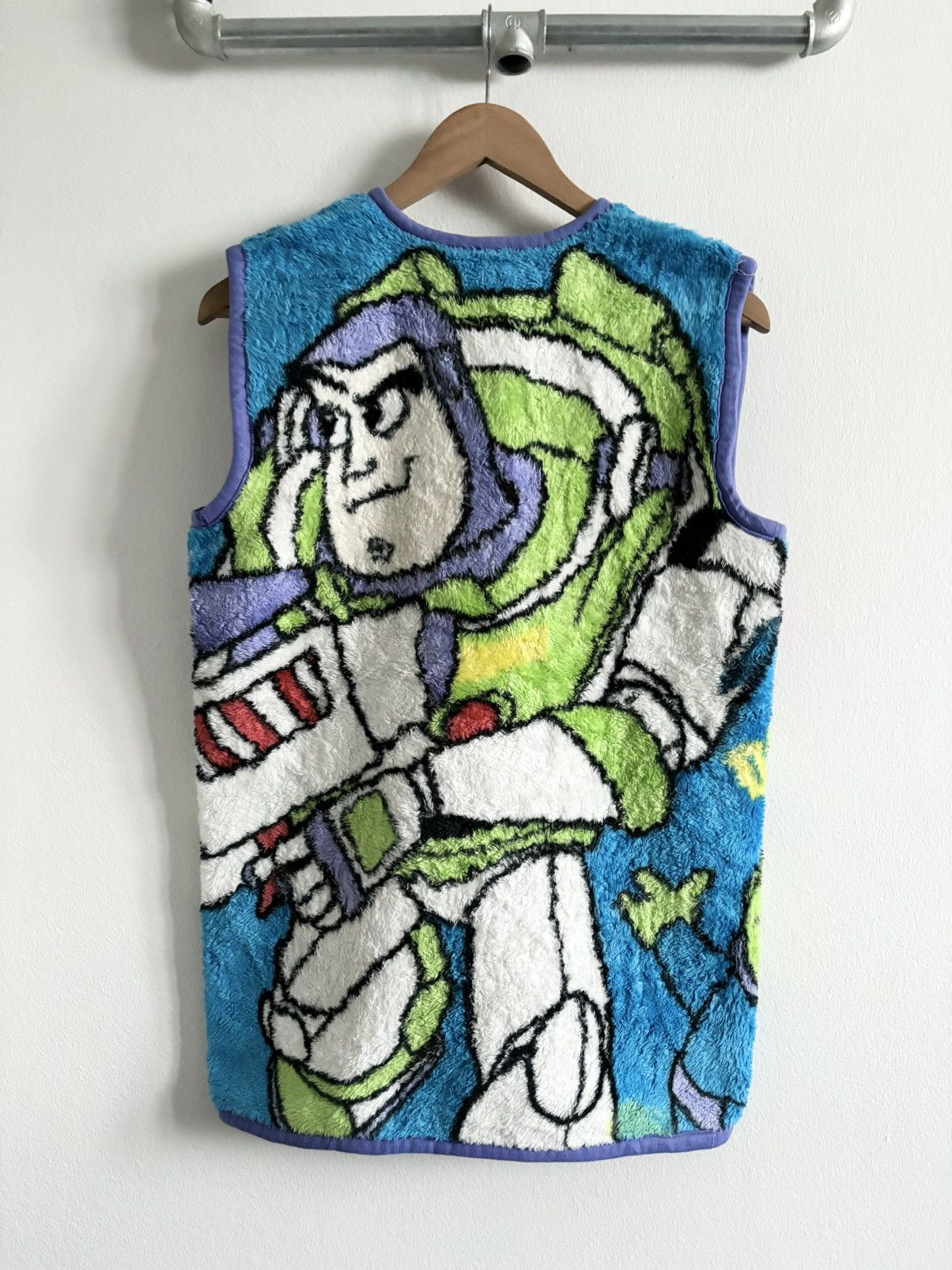 Disney Rare Design Toy Story Buzz Lightyer Fur Vest Disney Pixar Size US S / EU 44-46 / 1 - 1 Thumbnail
