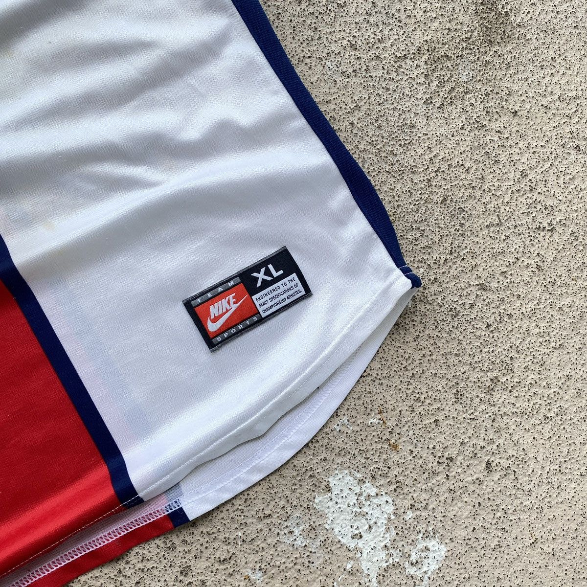 Nike vintage Nike Paris Saint Germain SIMONE 9 1997 SOCCER JERSEY Size US XL / EU 56 / 4 - 6 Thumbnail
