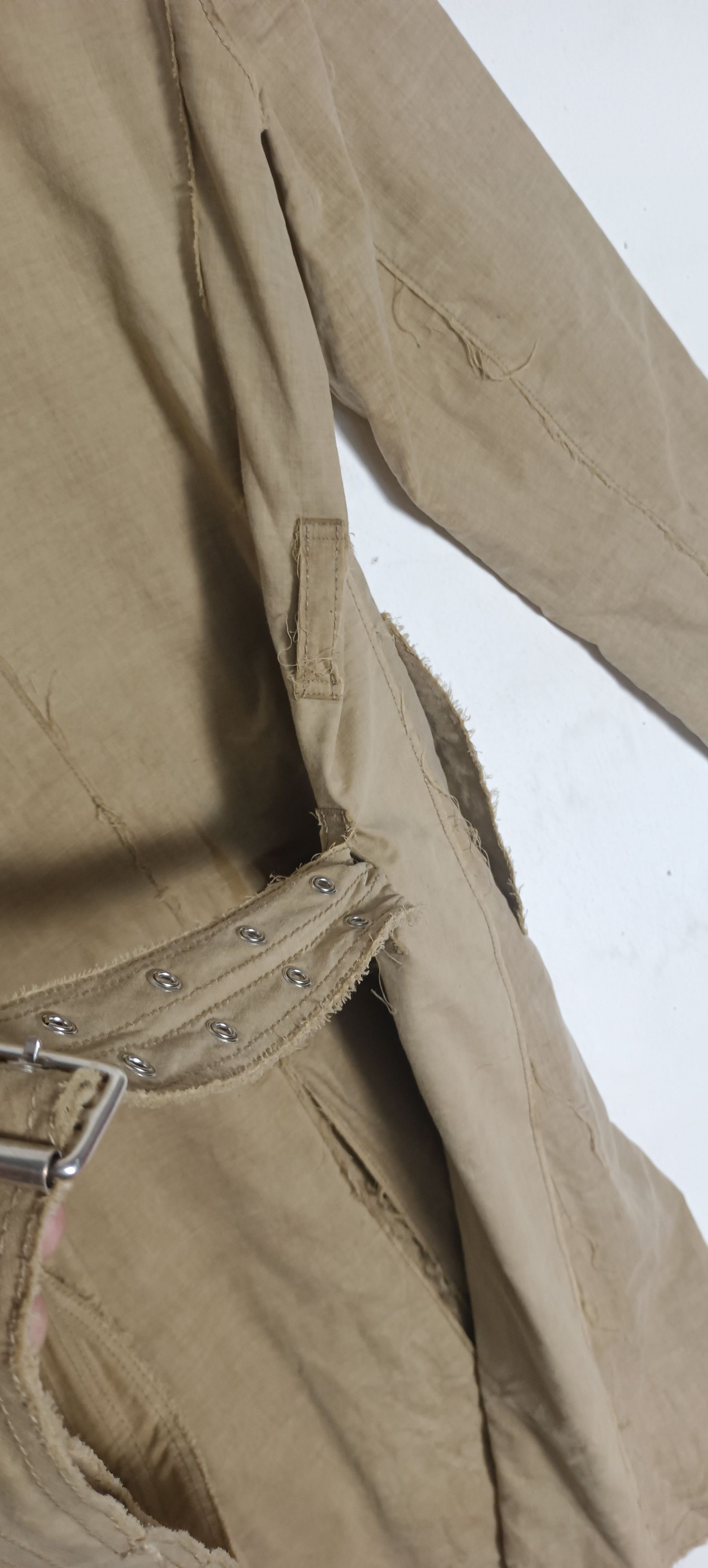 Burberry Design Rare 🔥Burberry Trench Coat design hairy thread Size US XS / EU 42 / 0 - 18 Thumbnail