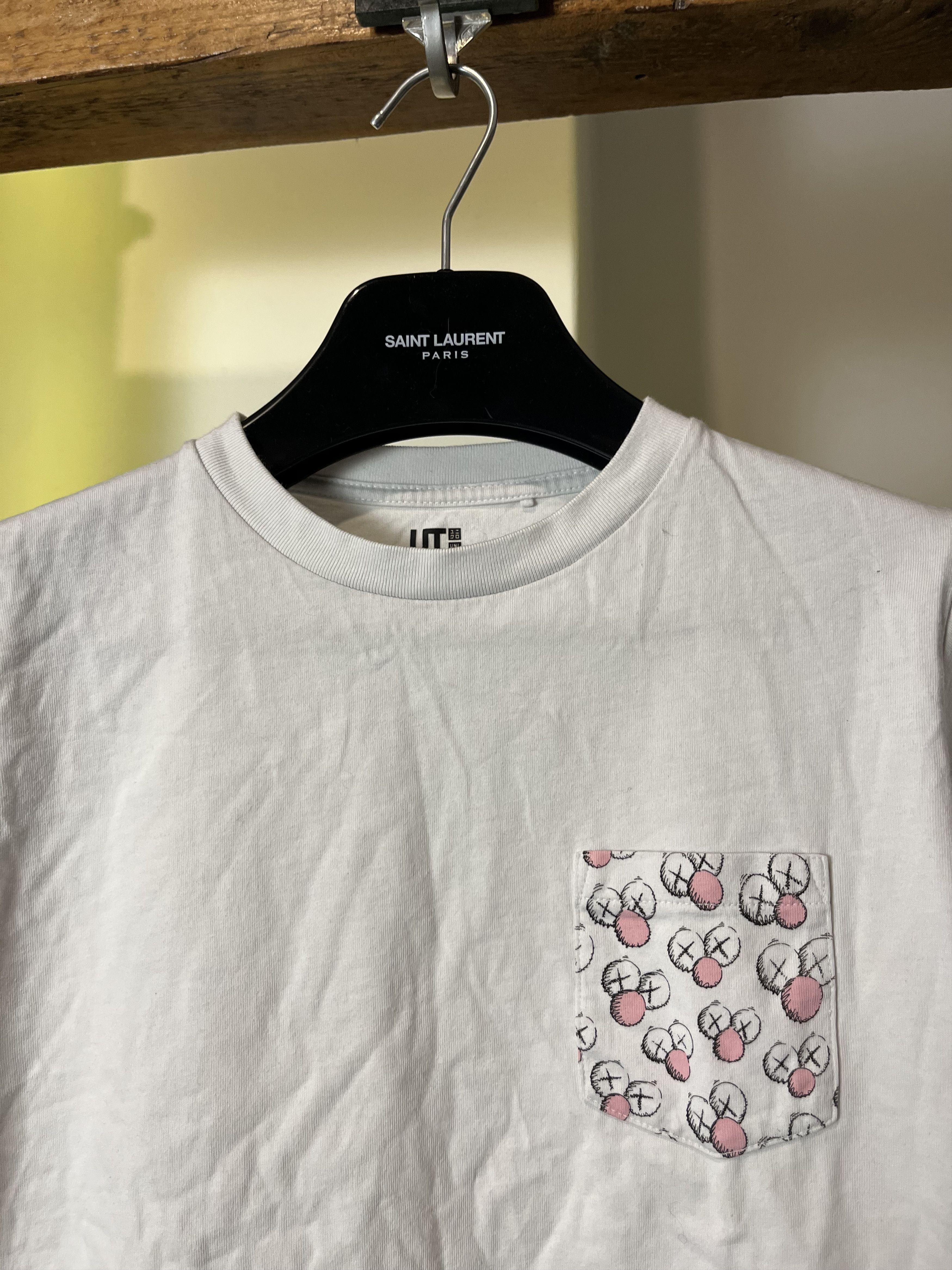 Kaws × Uniqlo Uniqlo x Kaws Pocket T Shirt Size US XS / EU 42 / 0 - 2 Thumbnail