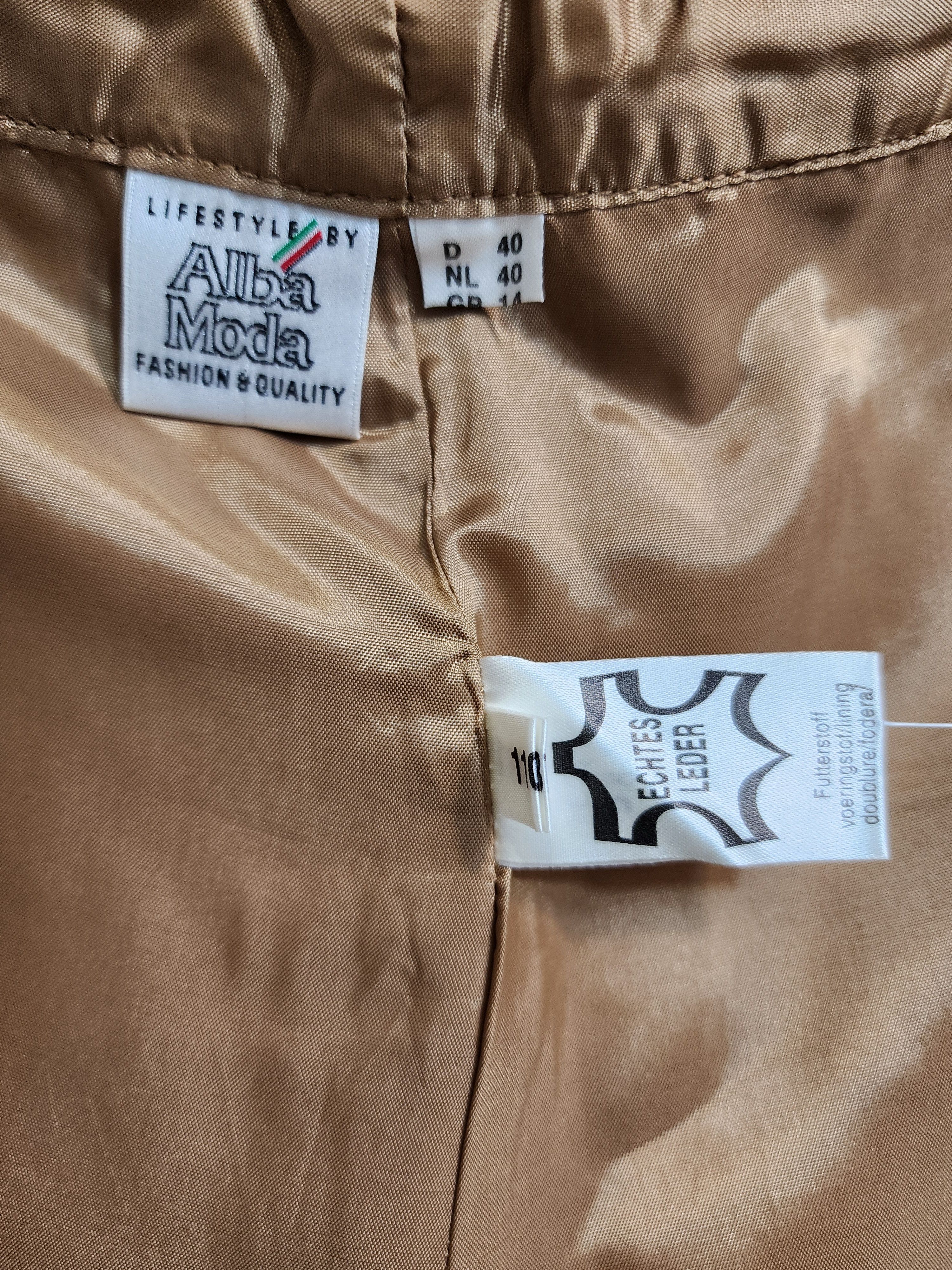 Genuine Leather Brown Leather Women's Shorts: Size 29" - 8 Thumbnail
