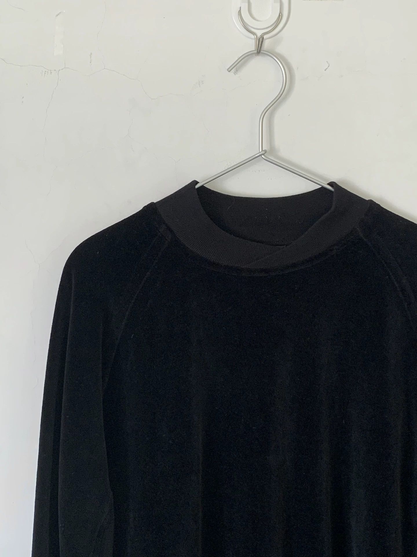 Haider Ackermann Haider Ackermann Black Velvet Sweatshirt Size US M / EU 48-50 / 2 - 2 Thumbnail
