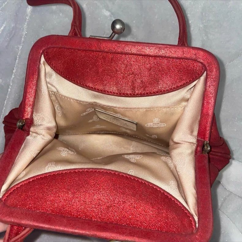 Vivienne Westwood Vivienne Westwood size os Golden red handbag with red handl Size ONE SIZE - 8 Thumbnail