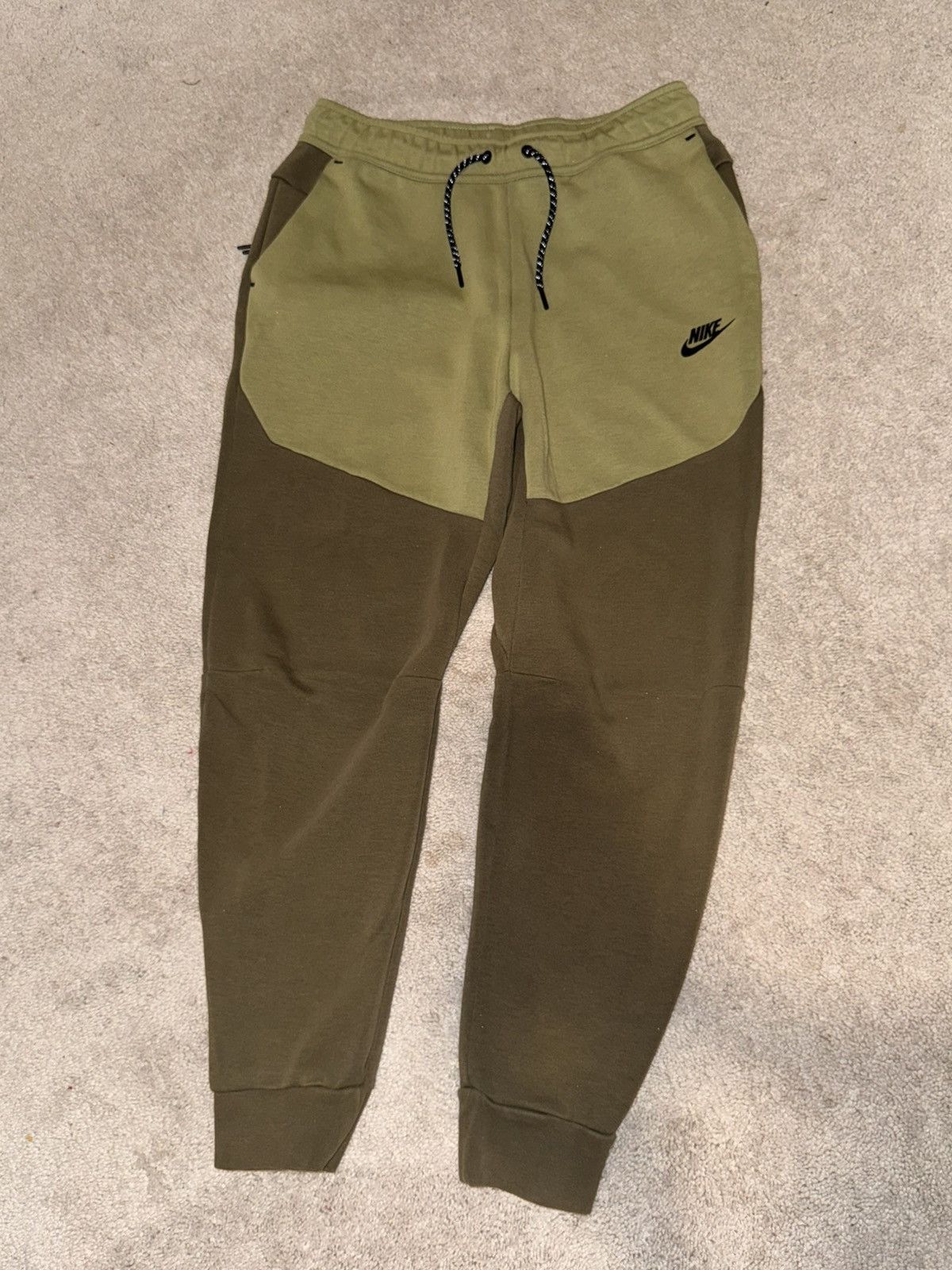 Nike Nike Sportswear Tech Fleece Jogger Pants Green Size US 32 / EU 48 - 1 Thumbnail