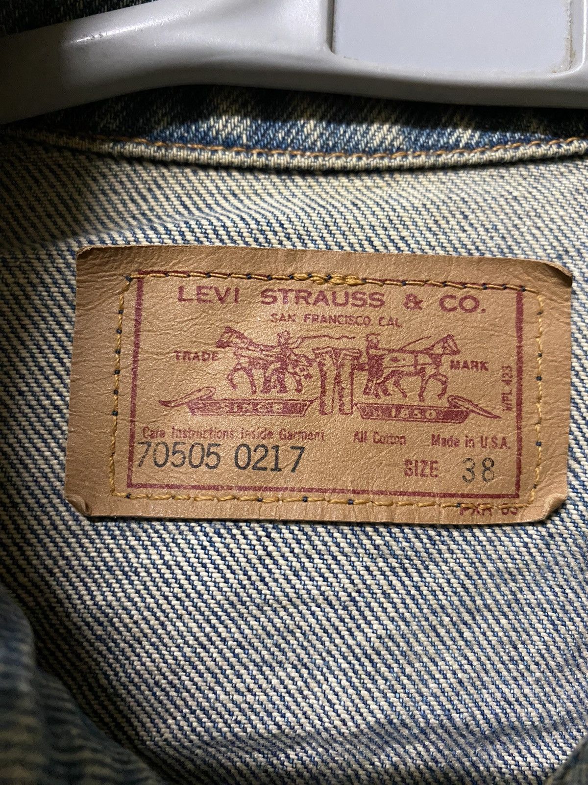 Levi's × Levi's Vintage Clothing × Vintage Vintage 80s Levis Trucker 505 saiz 38 jeans jacket usa made Size US M / EU 48-50 / 2 - 5 Thumbnail