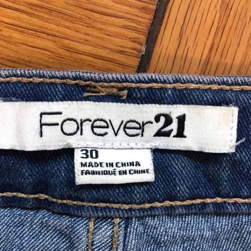 Forever 21 Forever 21 Slim Skinny Jeans Blue Pockets Denim 30 Womens Jeans 30 Blue Slim Skinny Jeans Women Pockets Dark Denim Size 30" / US 8 / IT 44 - 6 Thumbnail