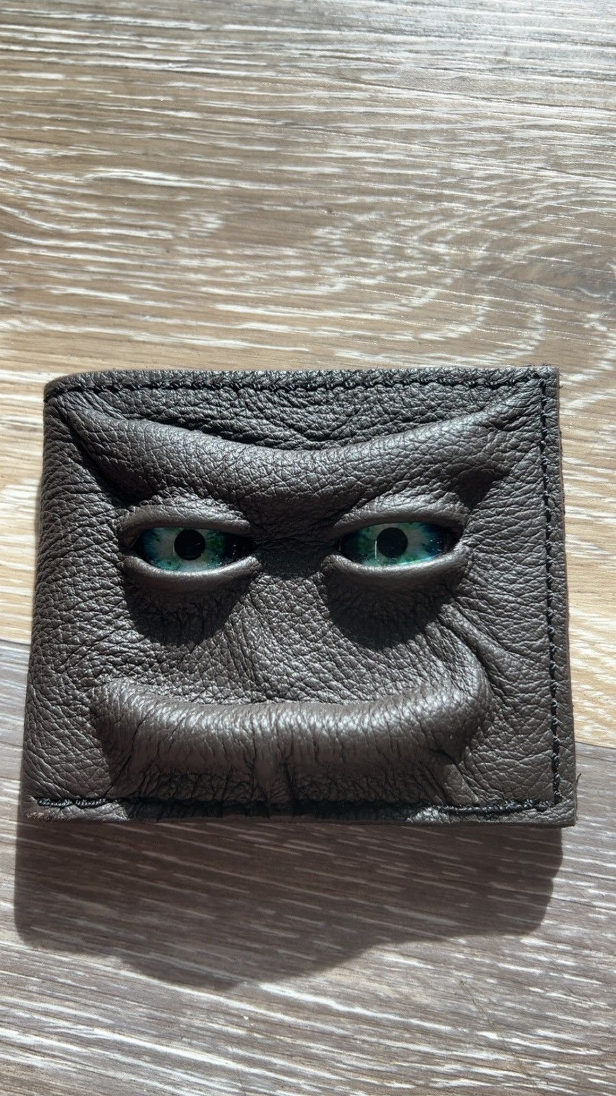 Reptilian wallet