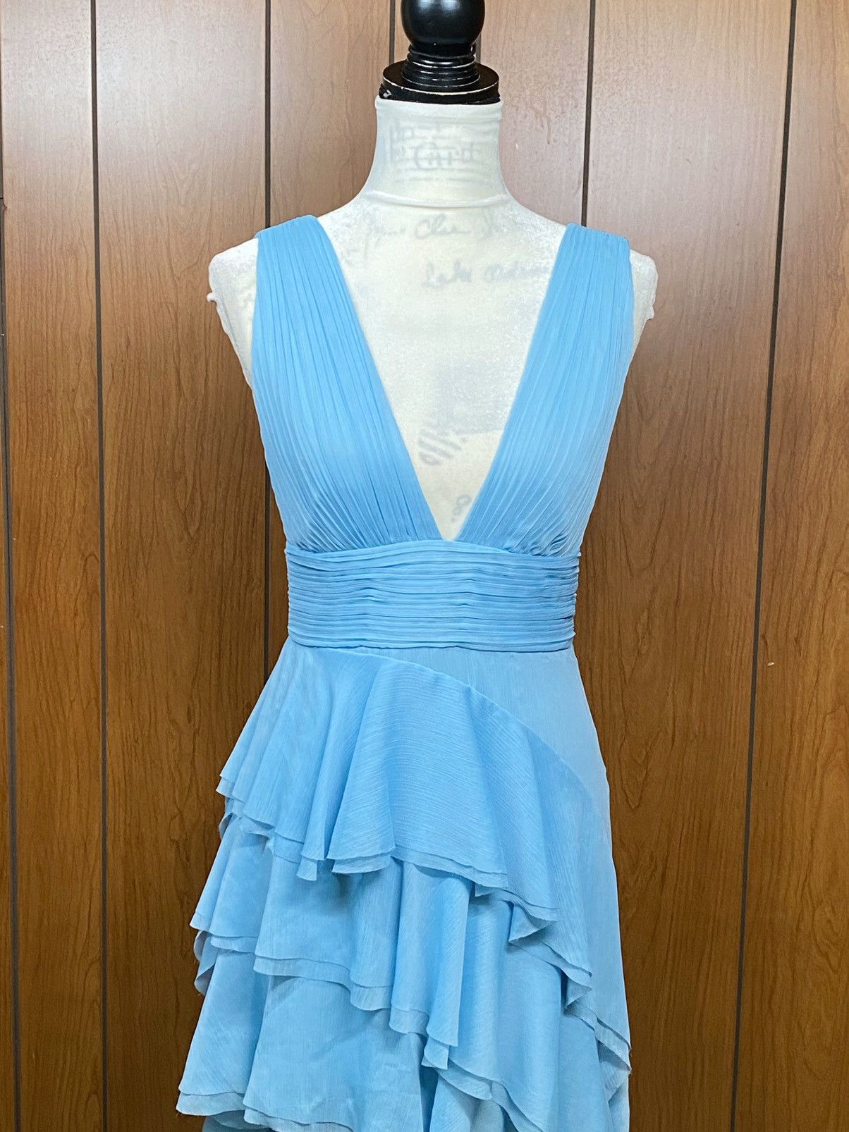 Alice + Olivia Alice + Olivia Asymmetric Ruffled Maxi Dress size 4 Size S / US 4 / IT 40 - 7 Thumbnail