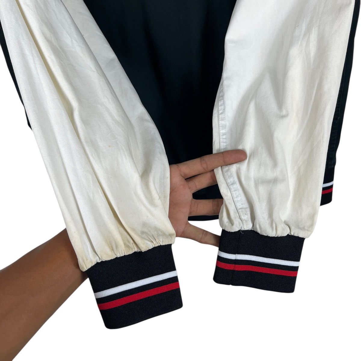 Supreme Vintage Supreme Light Bomber Jacket Made In Usa Size US XL / EU 56 / 4 - 8 Thumbnail