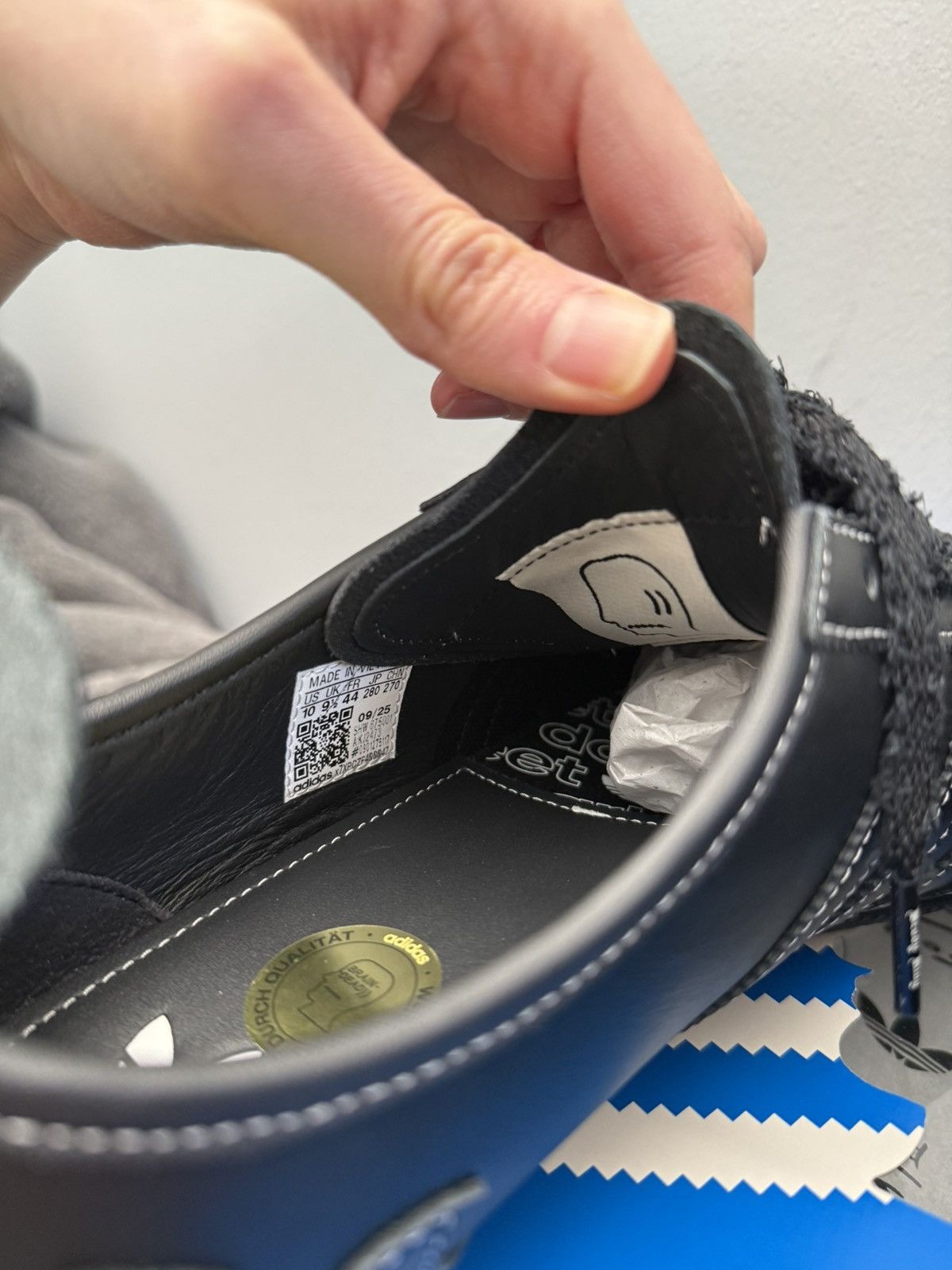 Adidas × Brain Dead Brain Dead x Dover Street Market Adidas Japan Lo Black Size US 10 / EU 43 - 9 Thumbnail
