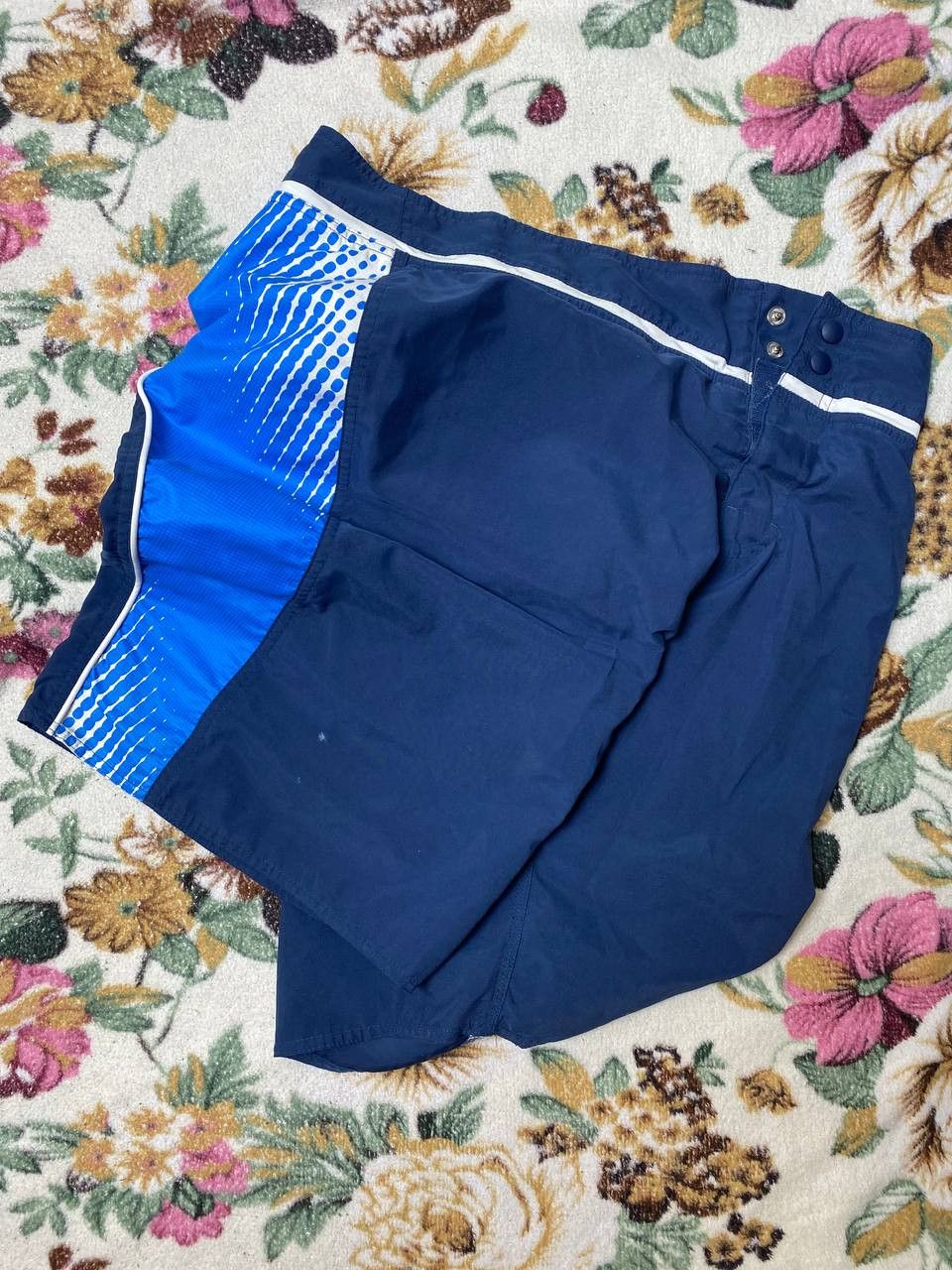 Nike Vintage blue Shorts big logo NIKE crazy Y2K streetwear Size US 32 / EU 48 - 21 Thumbnail