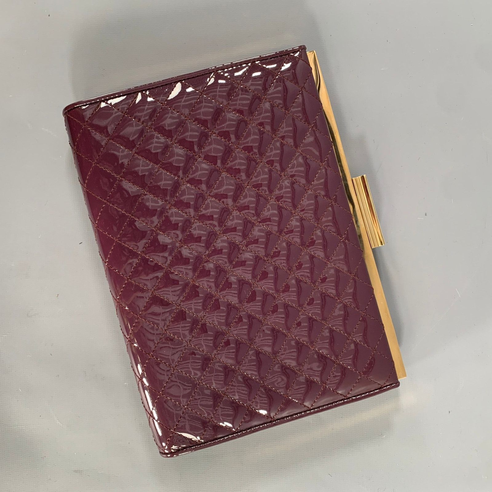 Salvatore Ferragamo SALVATORE FERRAGAMO Purple Quilted Patent Clutch Bags Size ONE SIZE - 3 Thumbnail