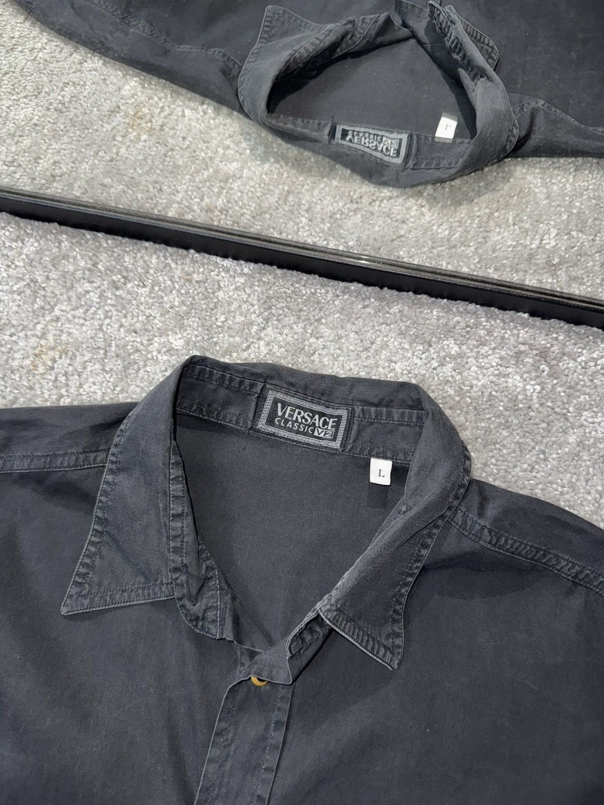Versace Versace V2 Classic Short Sleeve Button Up Short Size US L / EU 52-54 / 3 - 4 Thumbnail
