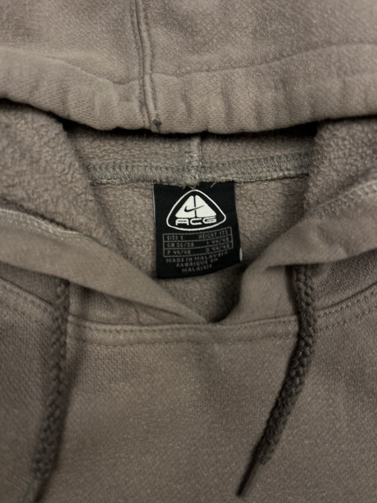 Vintage 90’s NIKE ACG RETRO CRAZY BIG LOGO Y2K HOODIE Size US M / EU 48-50 / 2 - 4 Thumbnail