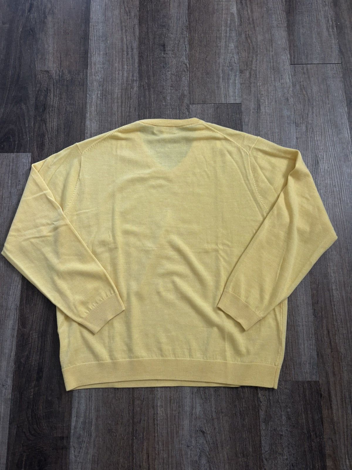 Turnbury Turnbury Extra Fine Merino Wool V-Neck Sweater Size US XL / EU 56 / 4 - 3 Thumbnail