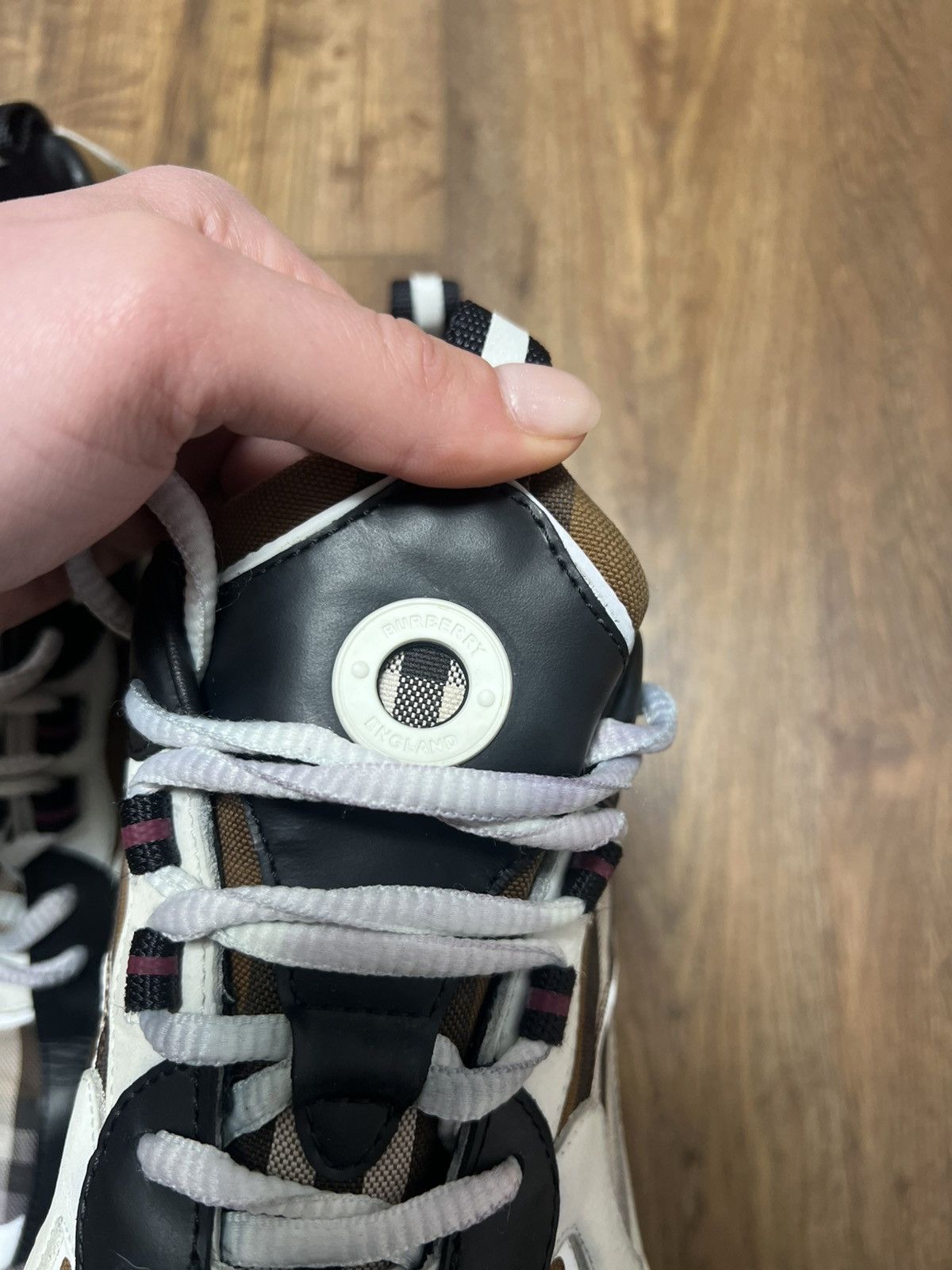 Burberry Burberry Brown Vintage Check Sneakers Size US 12 / EU 45 - 8 Thumbnail