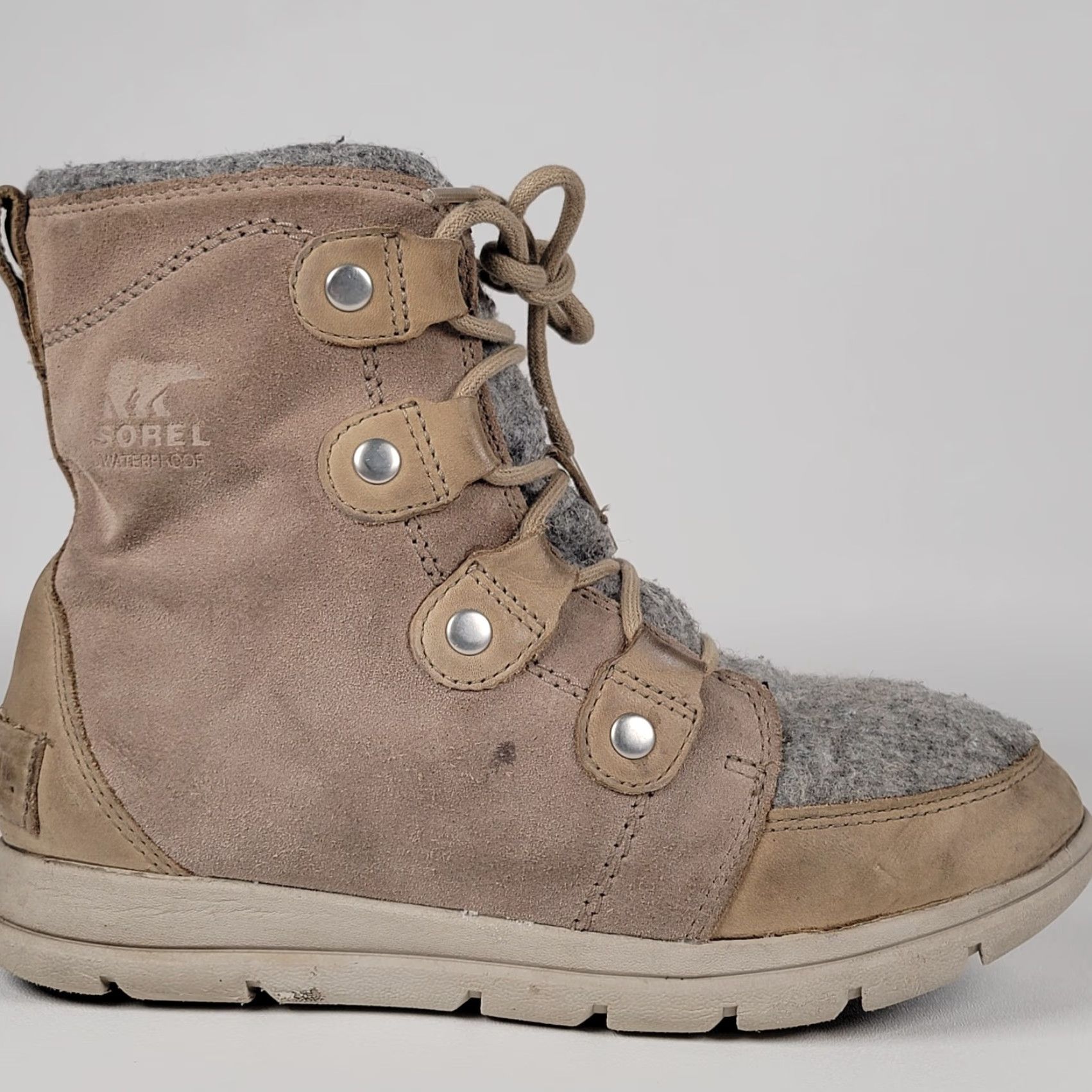 SOREL Sorel Explorer Joan Felt WP Winter Boots Women Size 7.5 EUR 38.5 Khaki Leather Size US 6 / IT 36 - 3 Thumbnail