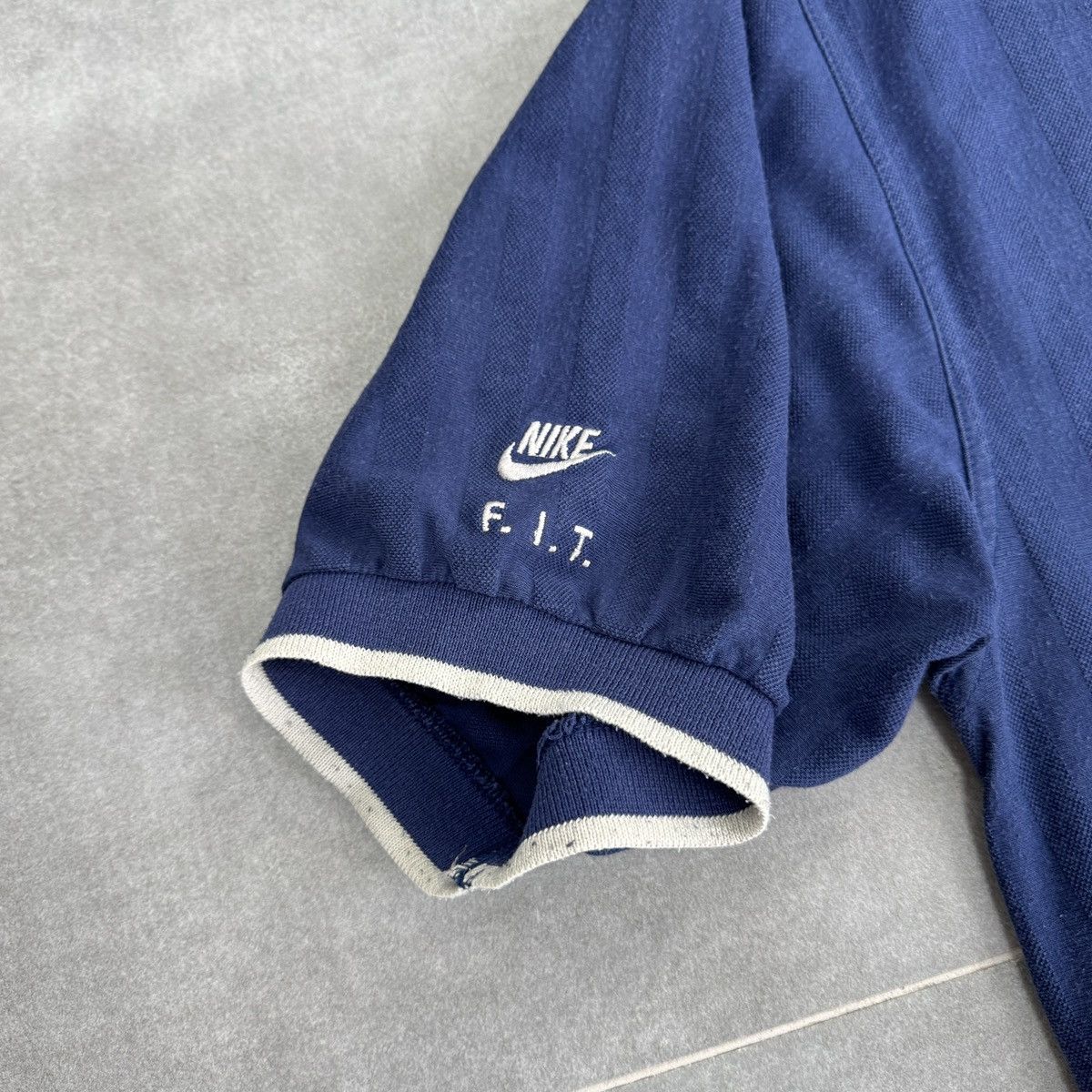 Vintage Vintage Nike Court 90s Tennis Men Polo Shirt Size M Size US M / EU 48-50 / 2 - 4 Thumbnail