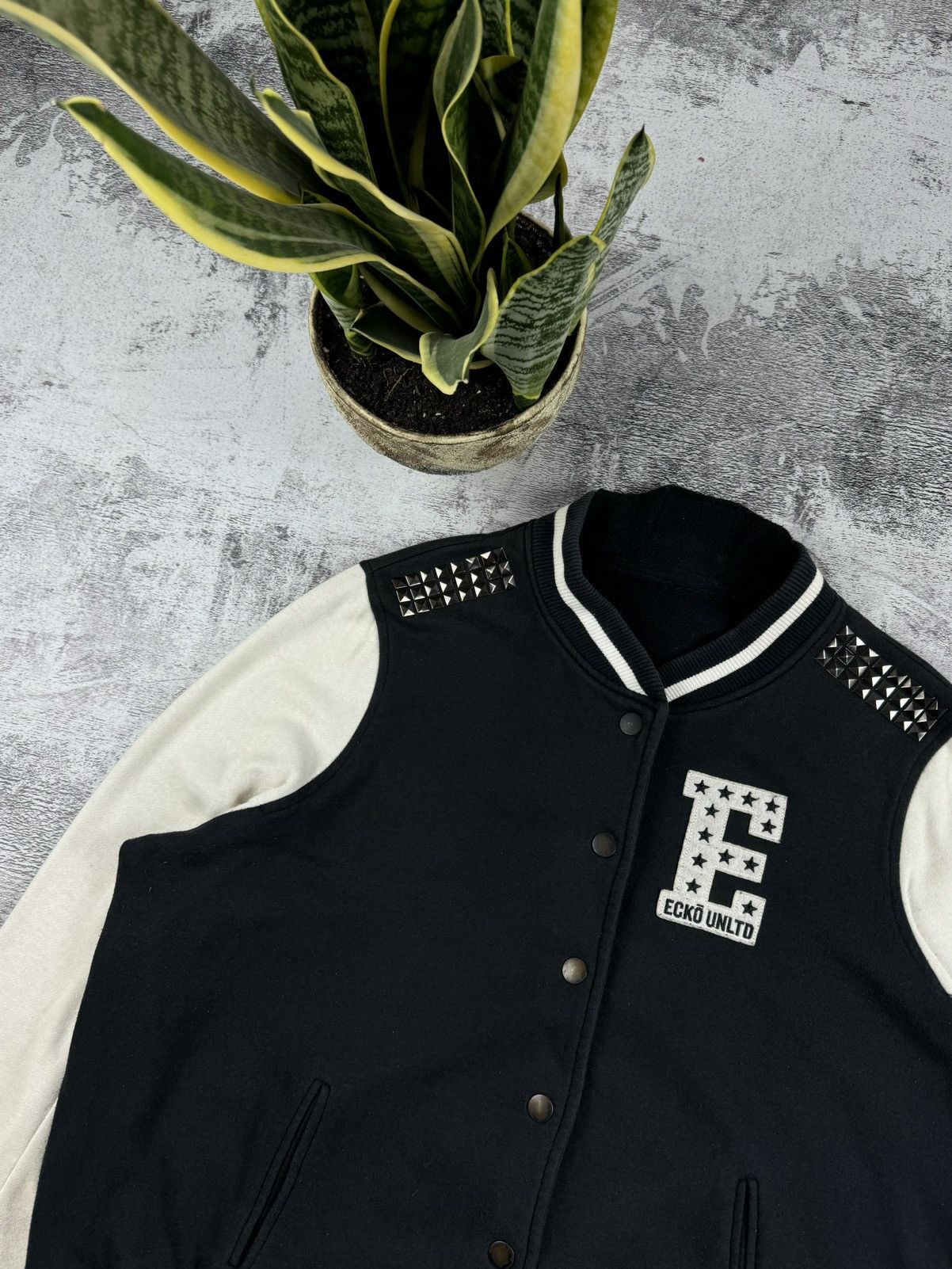 Ecko Unltd. Vintage Ecko Unltd Varsity Bomber Sweatshirt Jacket Pullover Size US XL / EU 56 / 4 - 4 Thumbnail