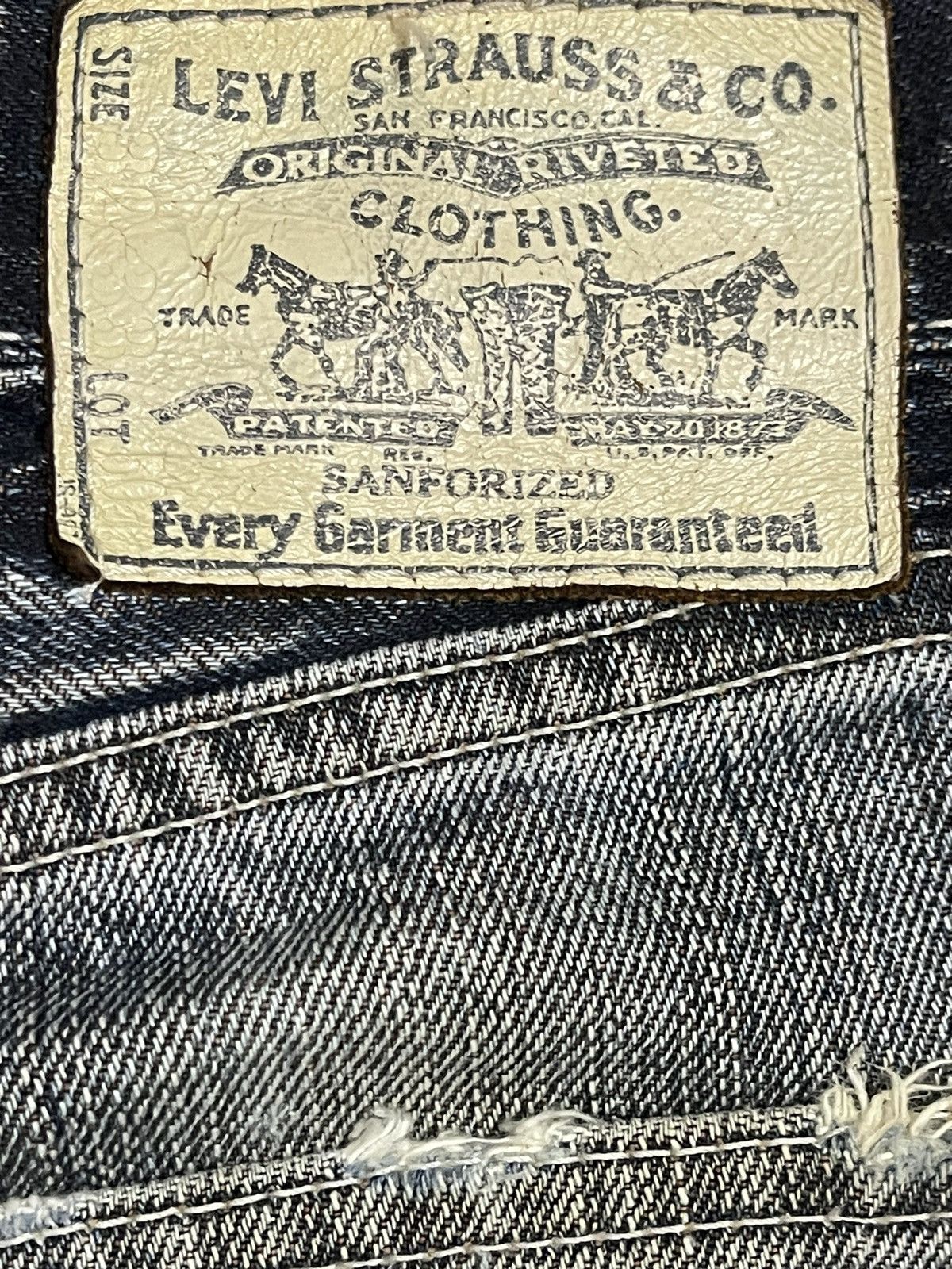 Levi's Vintage Levis 503 Faded Wash Style Baggy Jeans Size US 33 - 11 Thumbnail