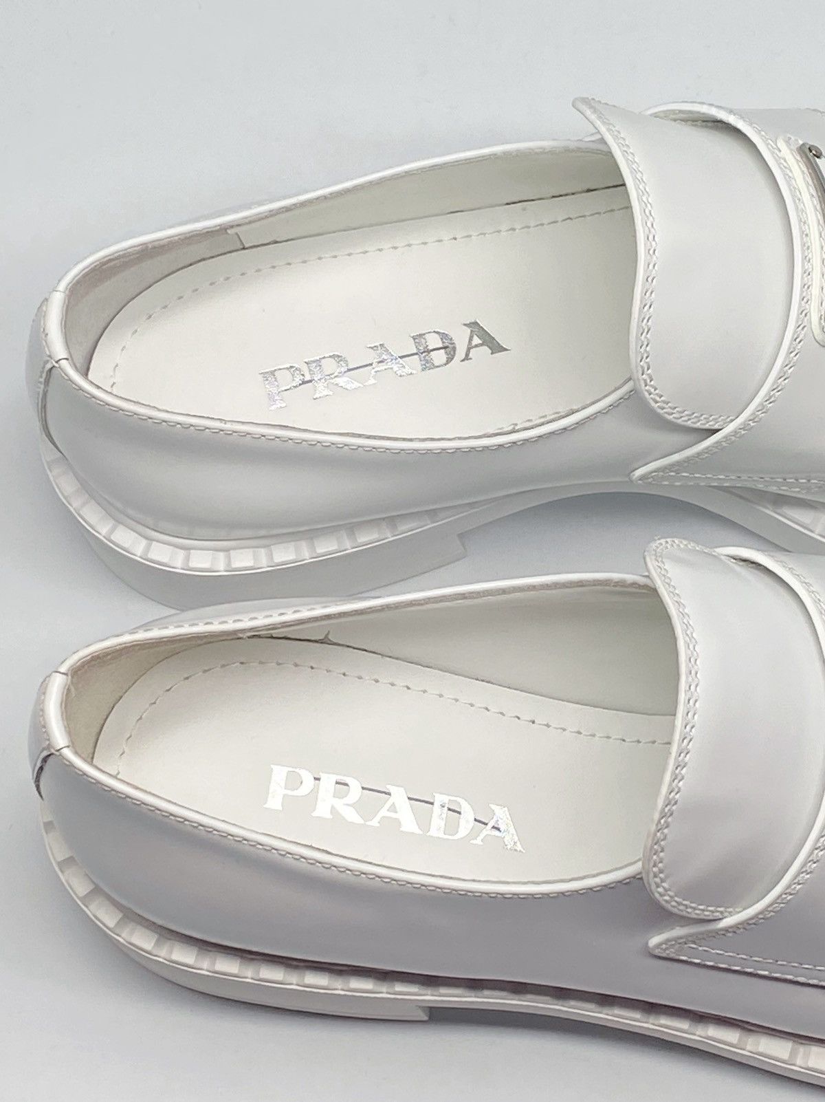Prada Prada Spazzolato Logo Platform Leather Loafers size 39.5 Size US 9.5 / IT 39.5 - 11 Thumbnail
