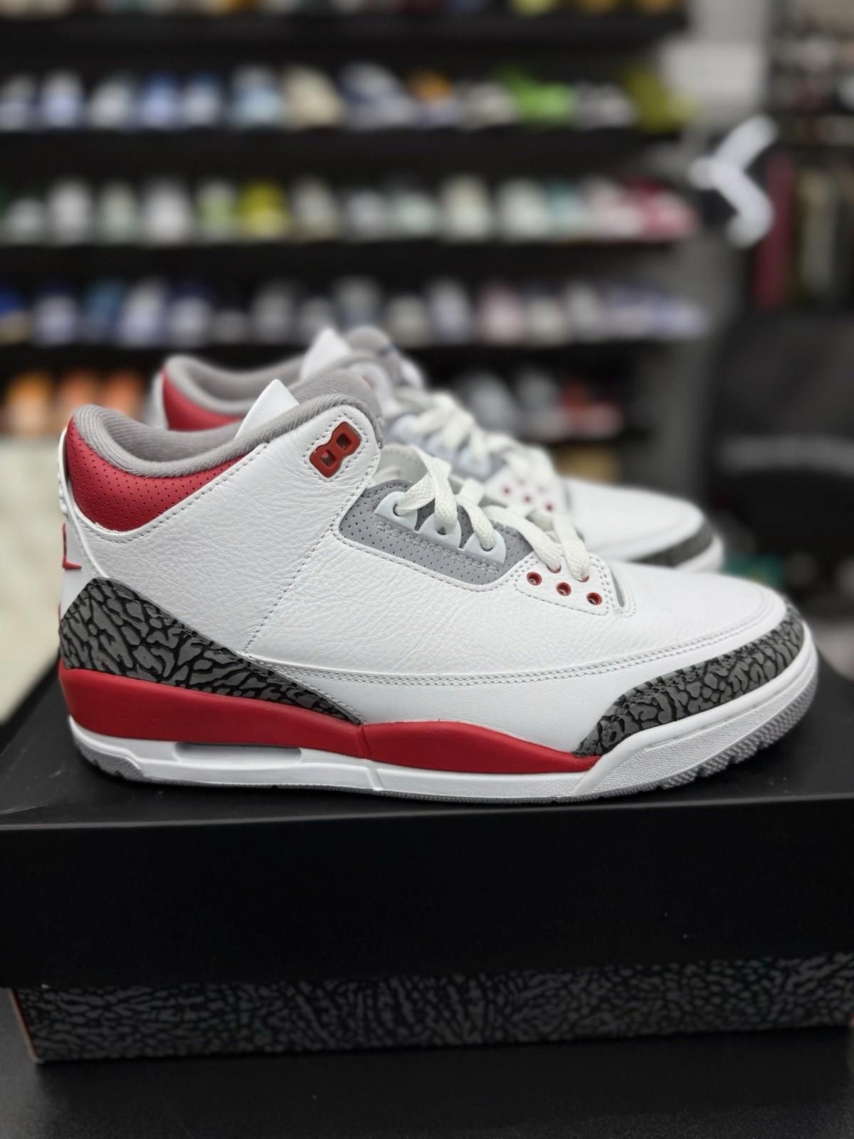 Jordan Brand Air Jordan 3 Fire Red 2022 DN3707-160 Size 10 (NEW) Size US 10 / EU 43 - 1 Thumbnail
