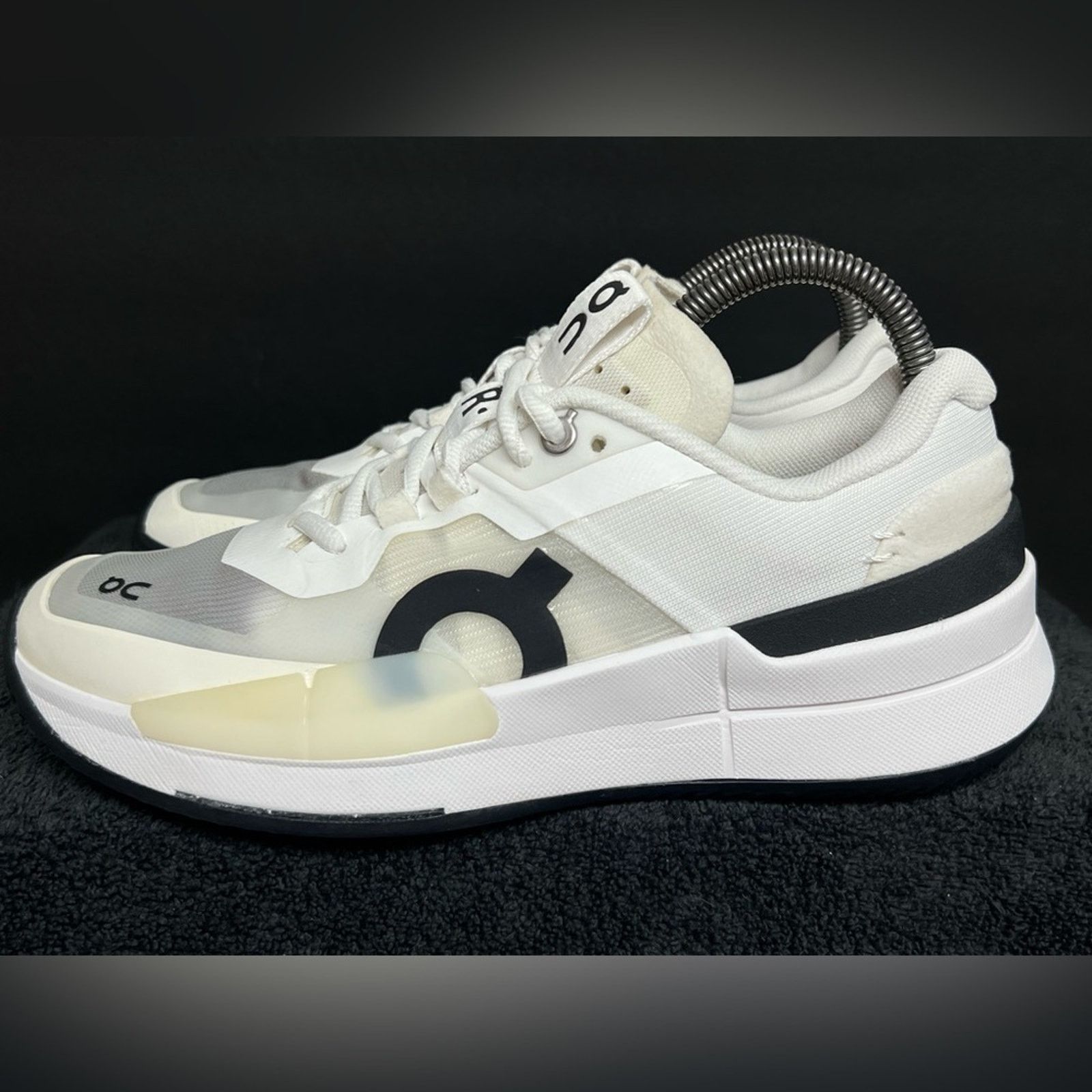 On On The Roger Pro 2 Women’s 7.5 White Tennis Pickleball Shoes Size US 7.5 / IT 37.5 - 1 Thumbnail