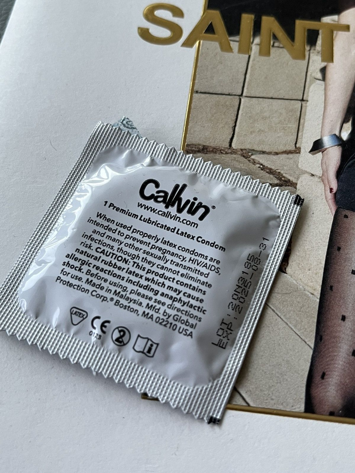 Hedi Slimane × Saint Laurent Paris × Yves Saint Laurent Saint Laurent Super Rare Not for sale Logo Condom Size ONE SIZE - 2 Thumbnail