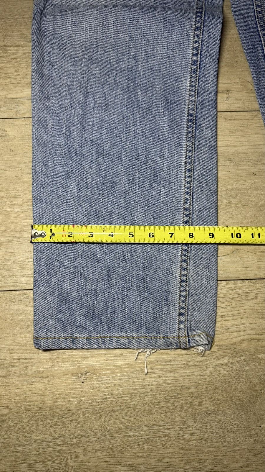 Levi's Y2K 2000s Levi’s 550 35 x 30 Light Wash Straight Leg Denim Size US 35 - 8 Thumbnail