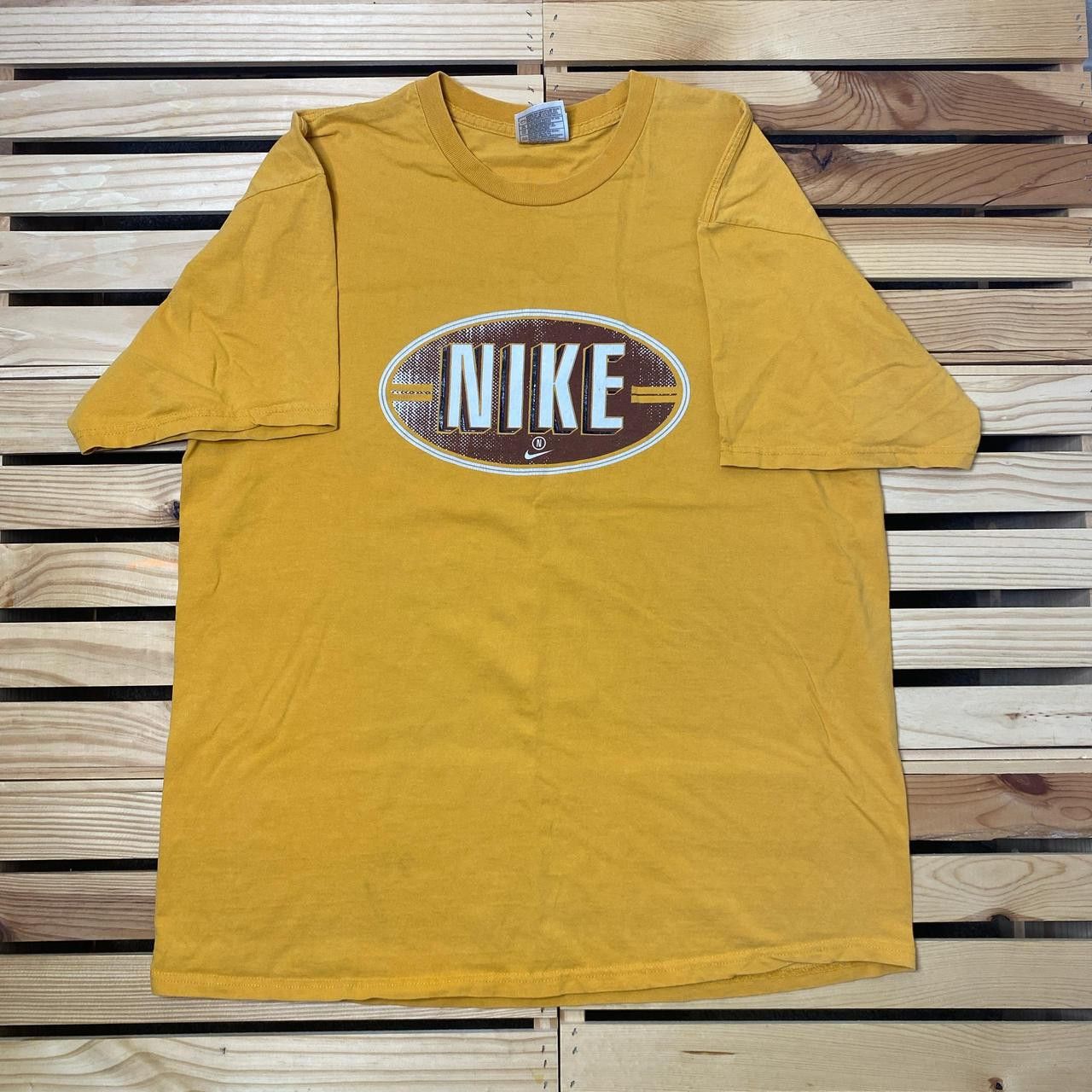 Nike Vintage Nike Yellow Tee Size Large Size US L / EU 52-54 / 3 - 1 Thumbnail