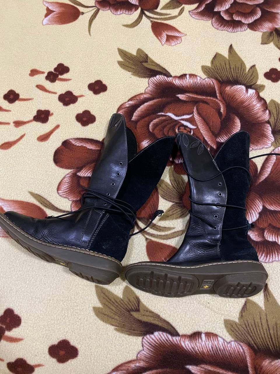 Dr. Martens Dr Martens Vintage Mid Calf Black Leather Suede Rare Boots Size US 4 / IT 34 - 1 Thumbnail