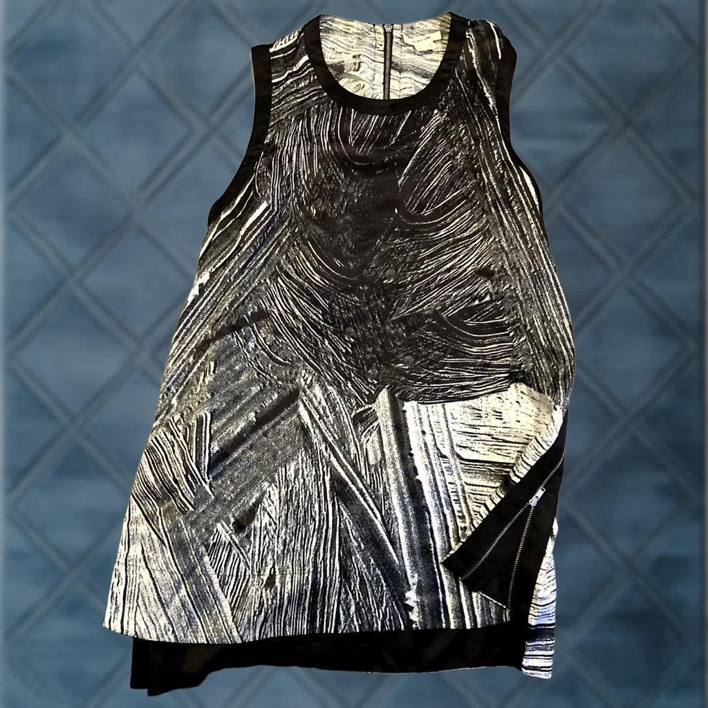 Helmut Lang VINTAGE HELMUT LANG Blouse Women's Medium 100% Silk Sleeveless Zipper Sides Gray Satin Crew Neck Modern Basic Seasonal Women’s Size M / US 6-8 / IT 42-44 - 1 Thumbnail