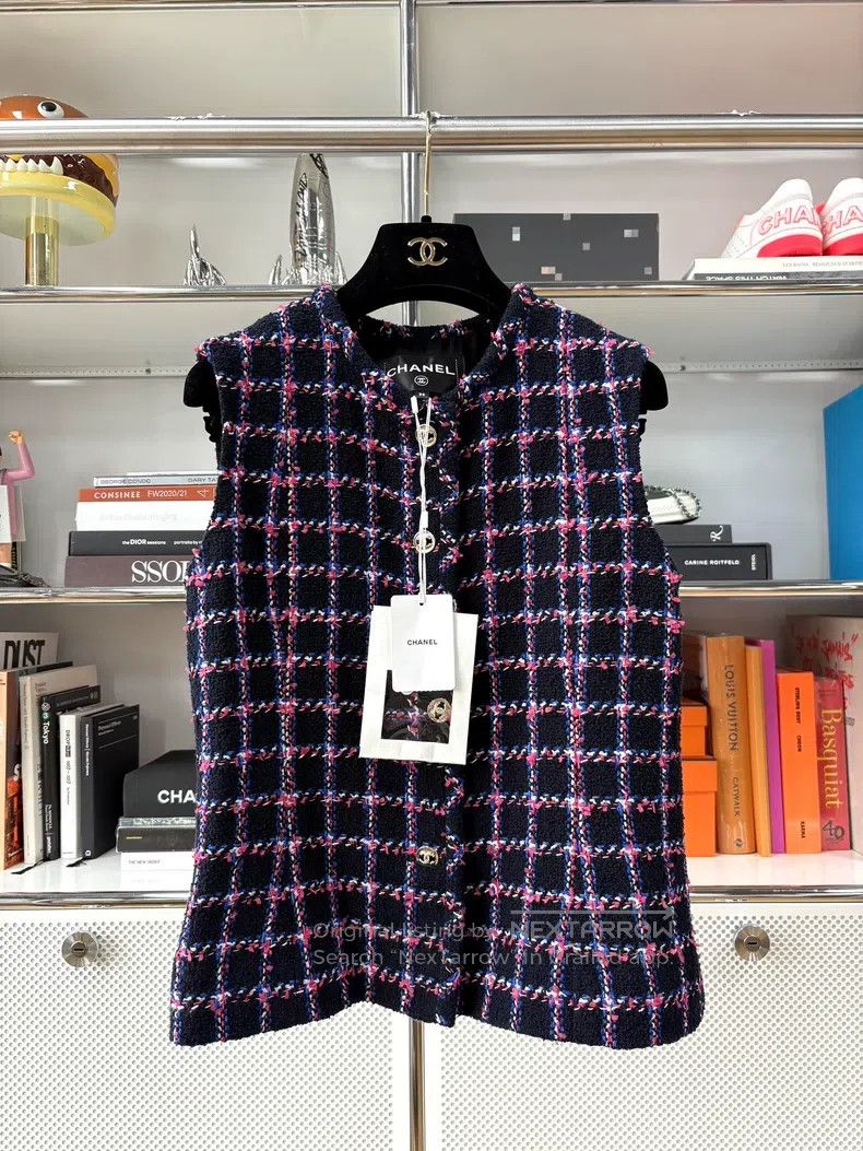 Chanel Chanel 24P purple plaid twill soft tweed diamond buckle ve Size XS / US 0-2 / IT 36-38 - 1 Thumbnail