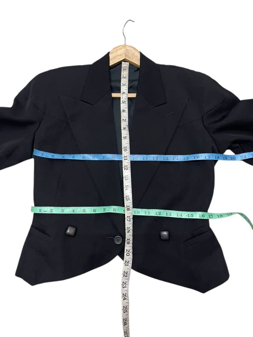 Issey Miyake Vintage 80s Issey Miyake Black Wool Cropped Jacket Blazer Size M / US 6-8 / IT 42-44 - 11 Thumbnail
