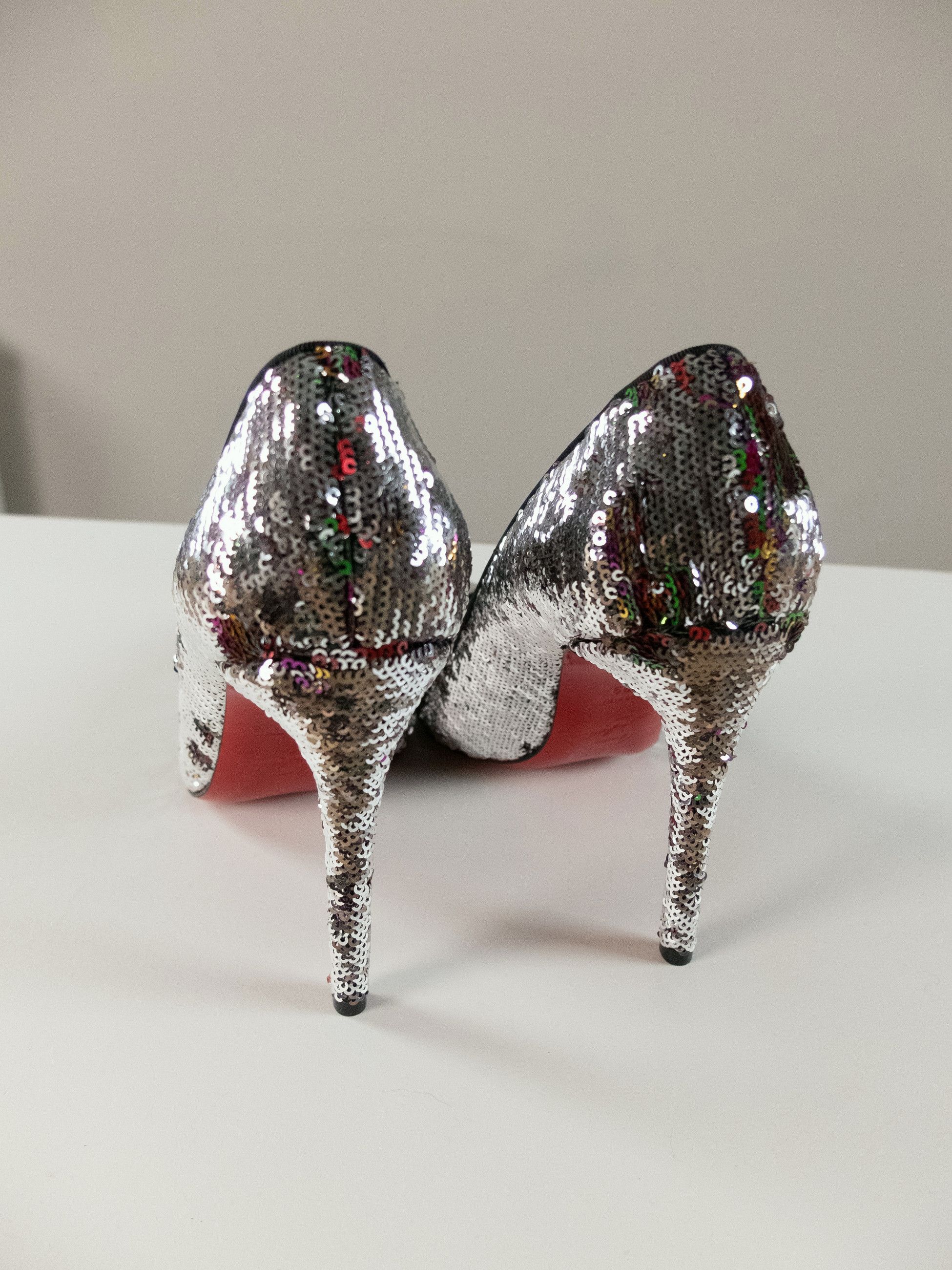 Christian Louboutin CHRISTIAN LOUBOUTIN Pigalle Follies silver sequin pumps 9 Size US 9 / IT 39 - 4 Thumbnail