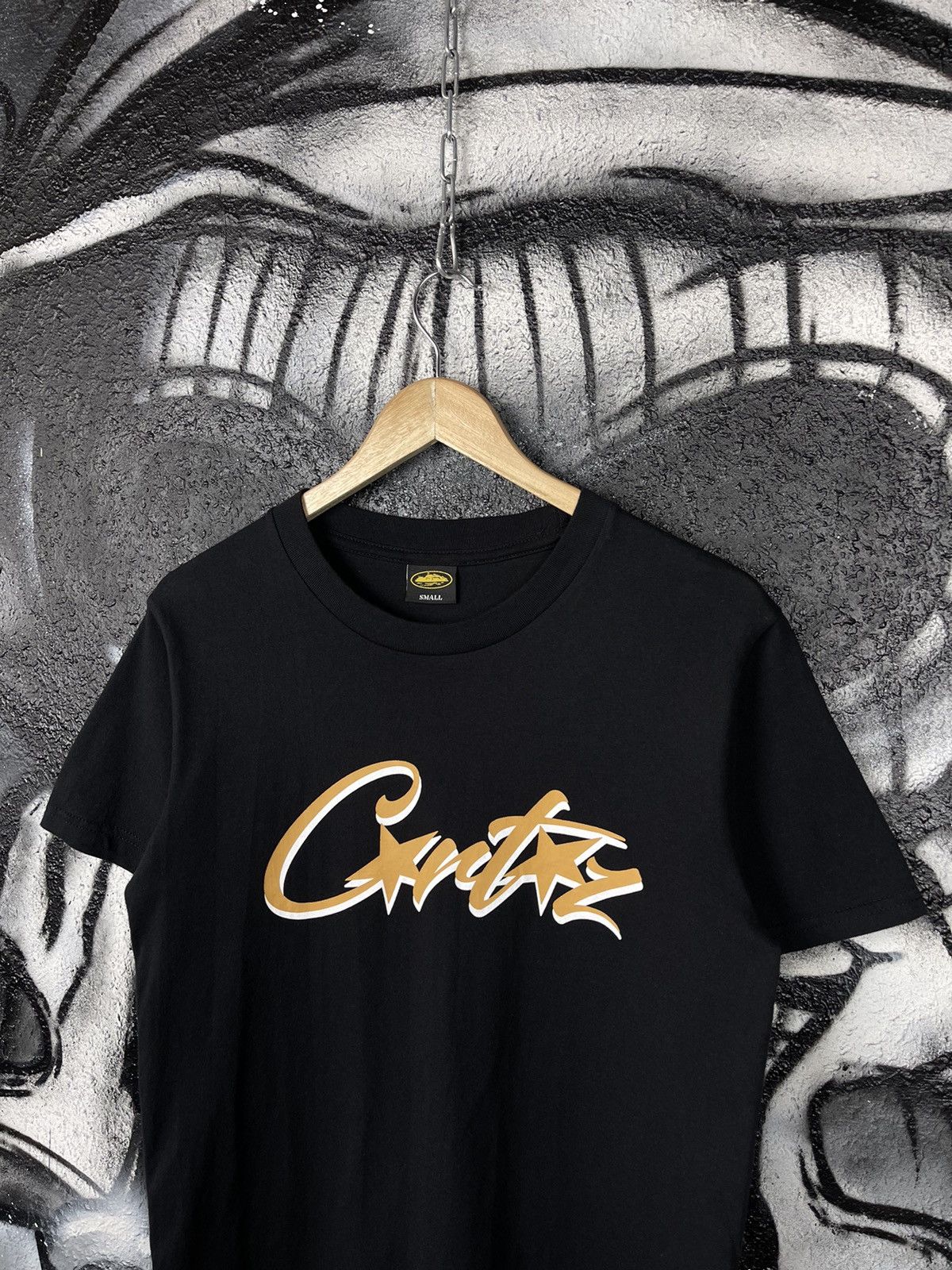 Corteiz Corteiz Front Graffiti Logo Black Cotton T-Shirt Size Small Size US S / EU 44-46 / 1 - 1 Thumbnail