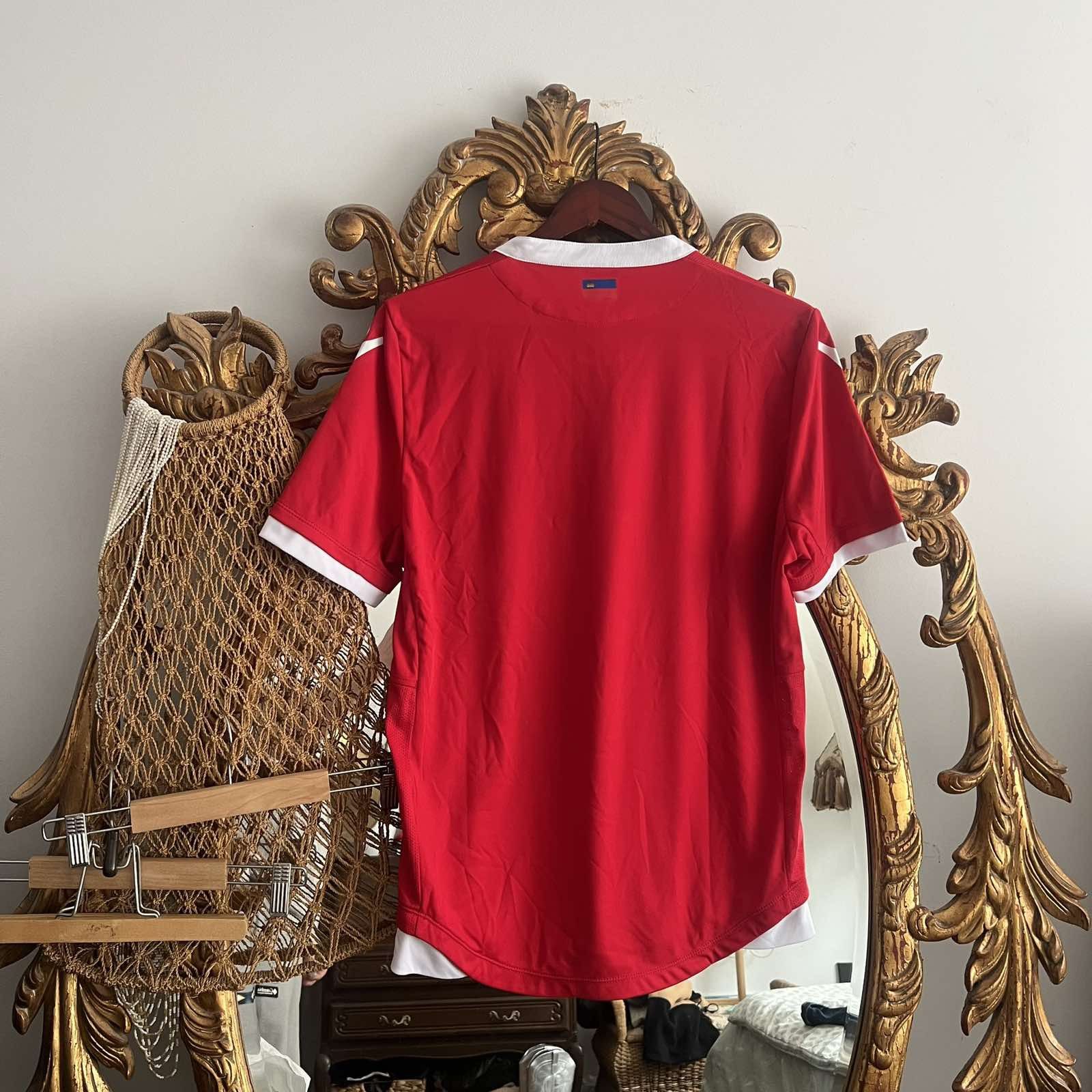 Macron Macron Liechtenstein Away Red football shirt Soccer Sz M Size US M / EU 48-50 / 2 - 2 Thumbnail
